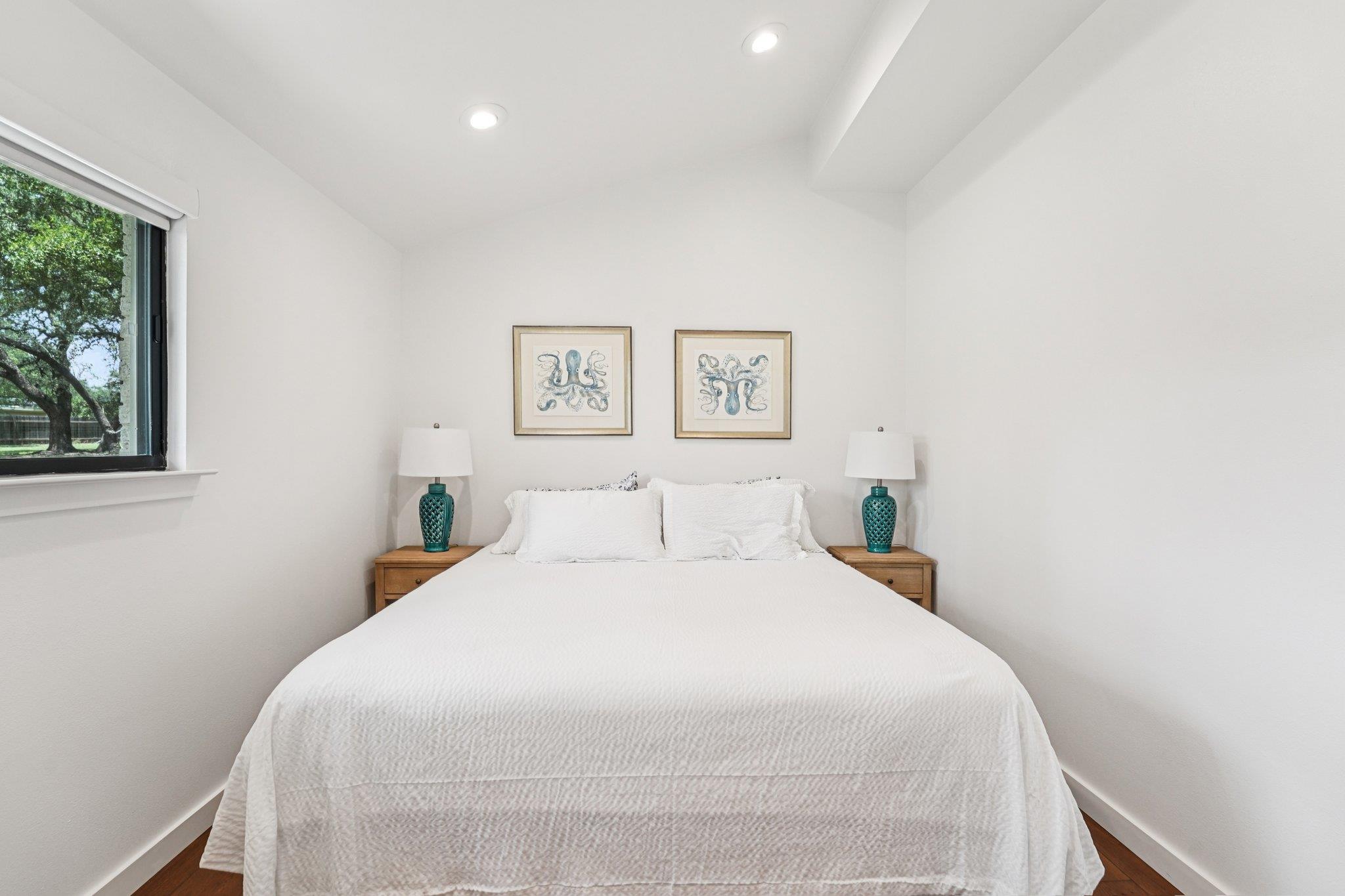 707 Harbor Dr, Georgetown, TX 78633