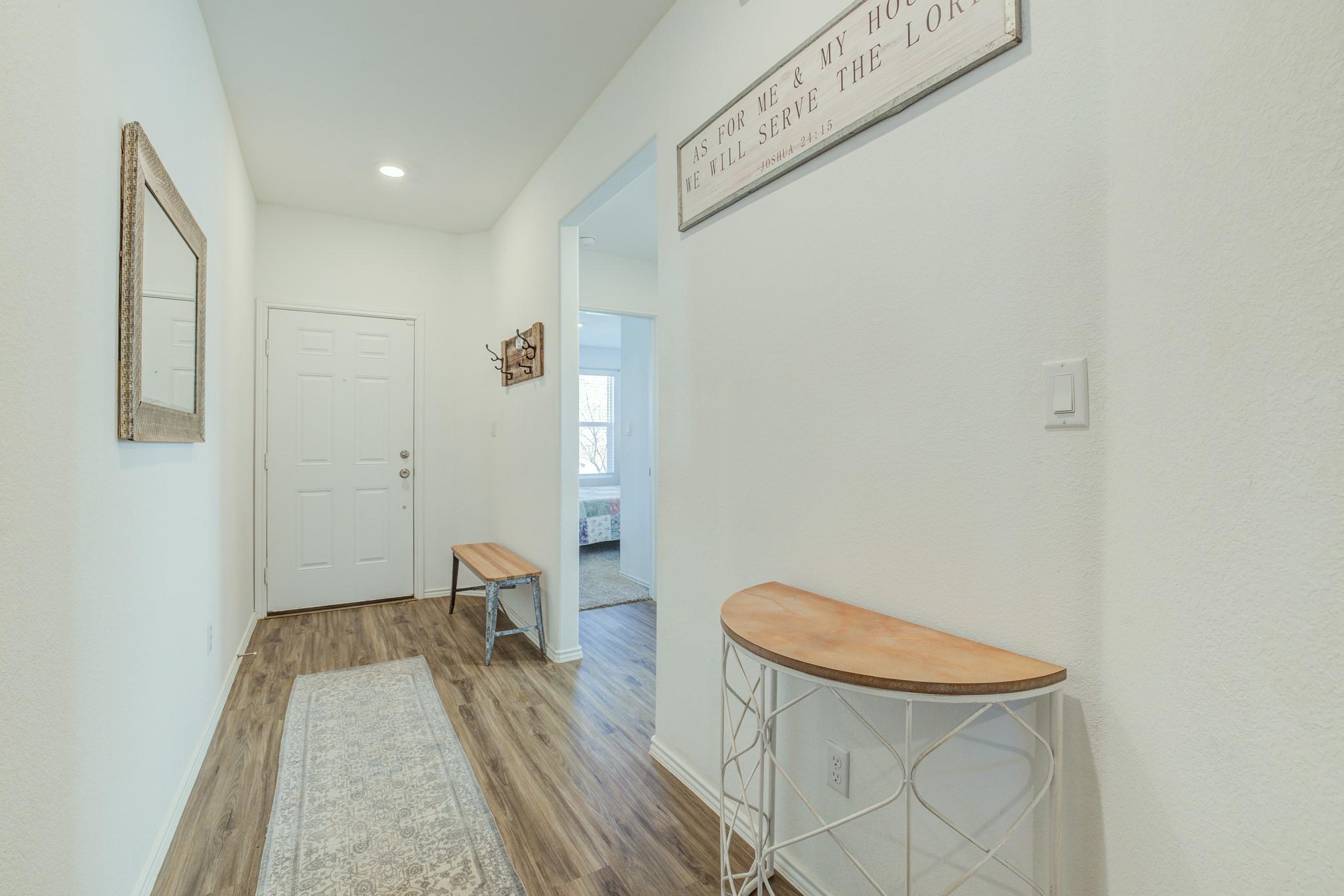 105 Isaac Millsaps Trl, Bastrop, TX 78602