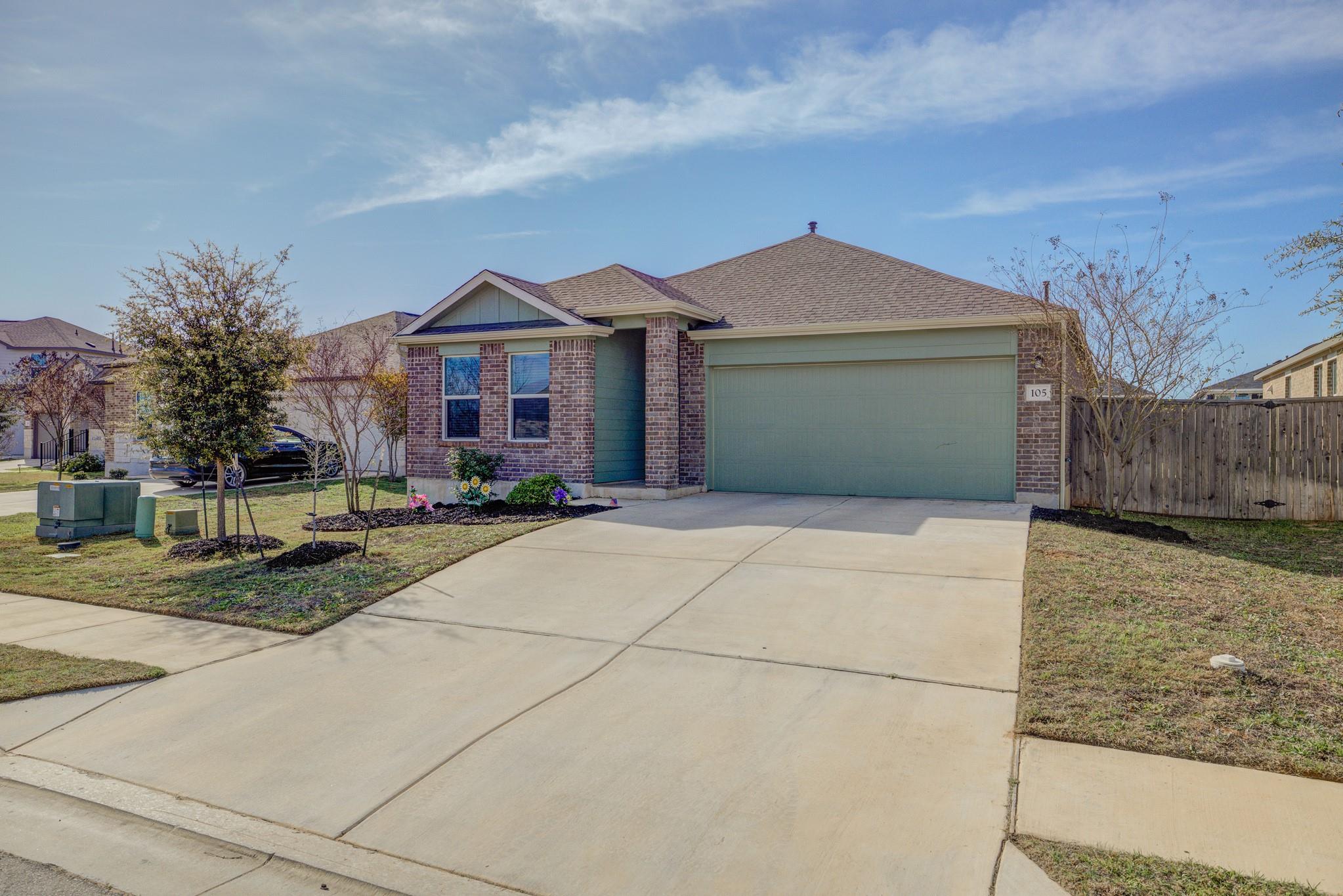 105 Isaac Millsaps Trl, Bastrop, TX 78602