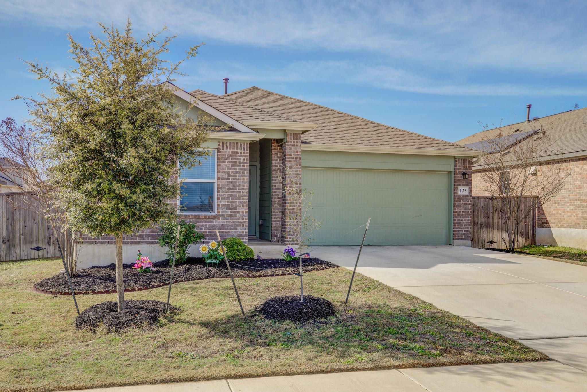 105 Isaac Millsaps Trl, Bastrop, TX 78602