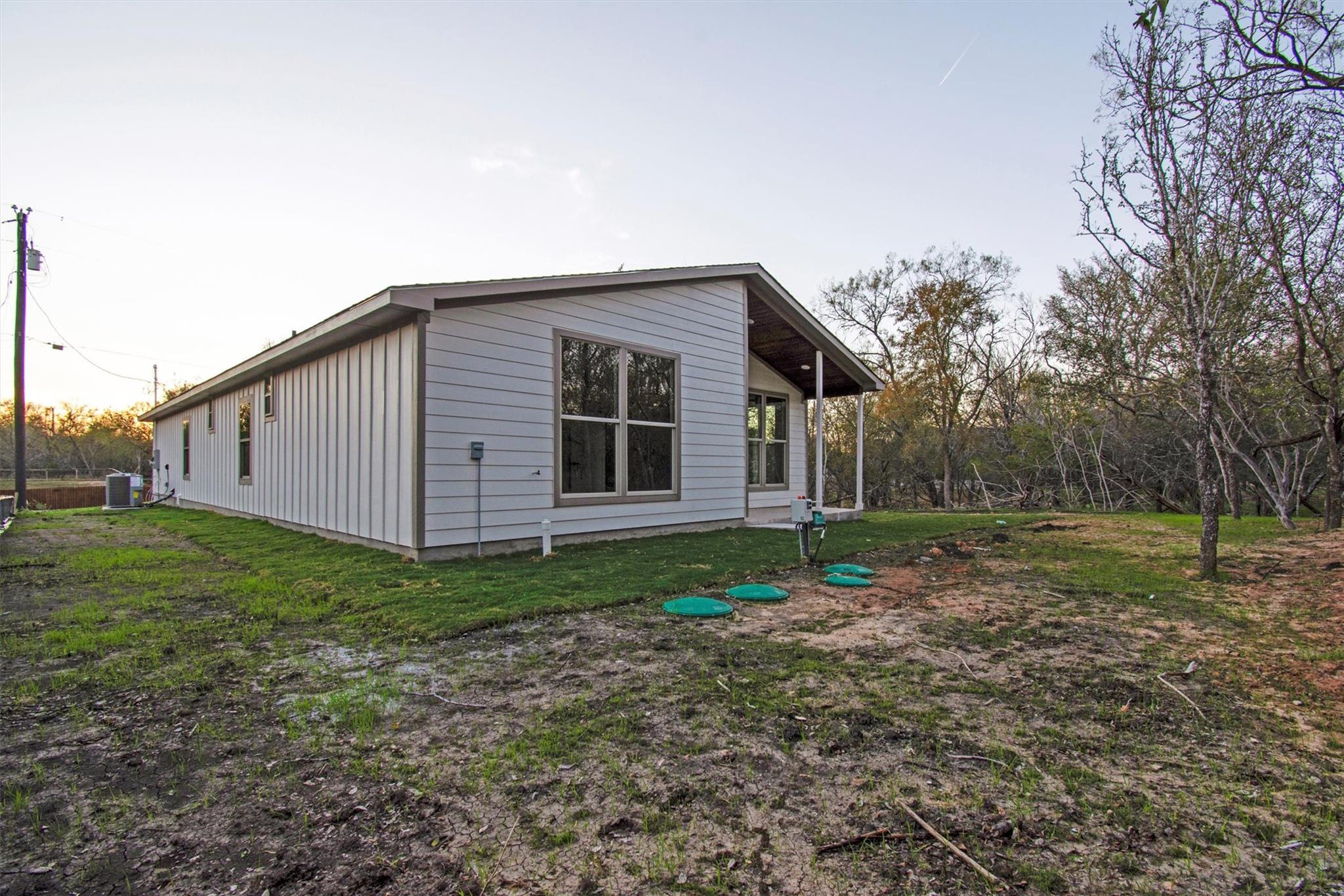 336 Nene Ln, Bastrop, TX 78602