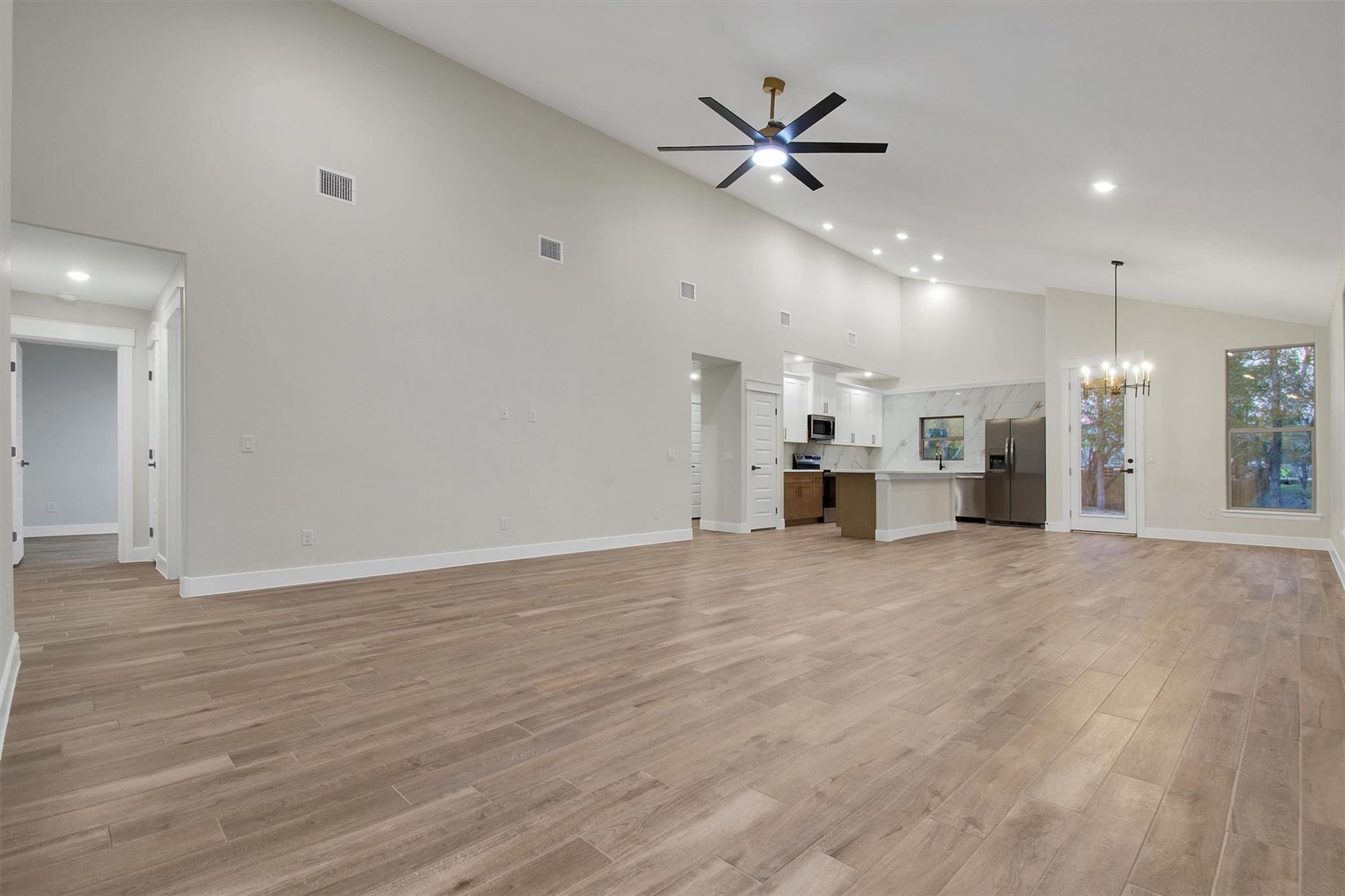 346 Nene Ln, Bastrop, TX 78602