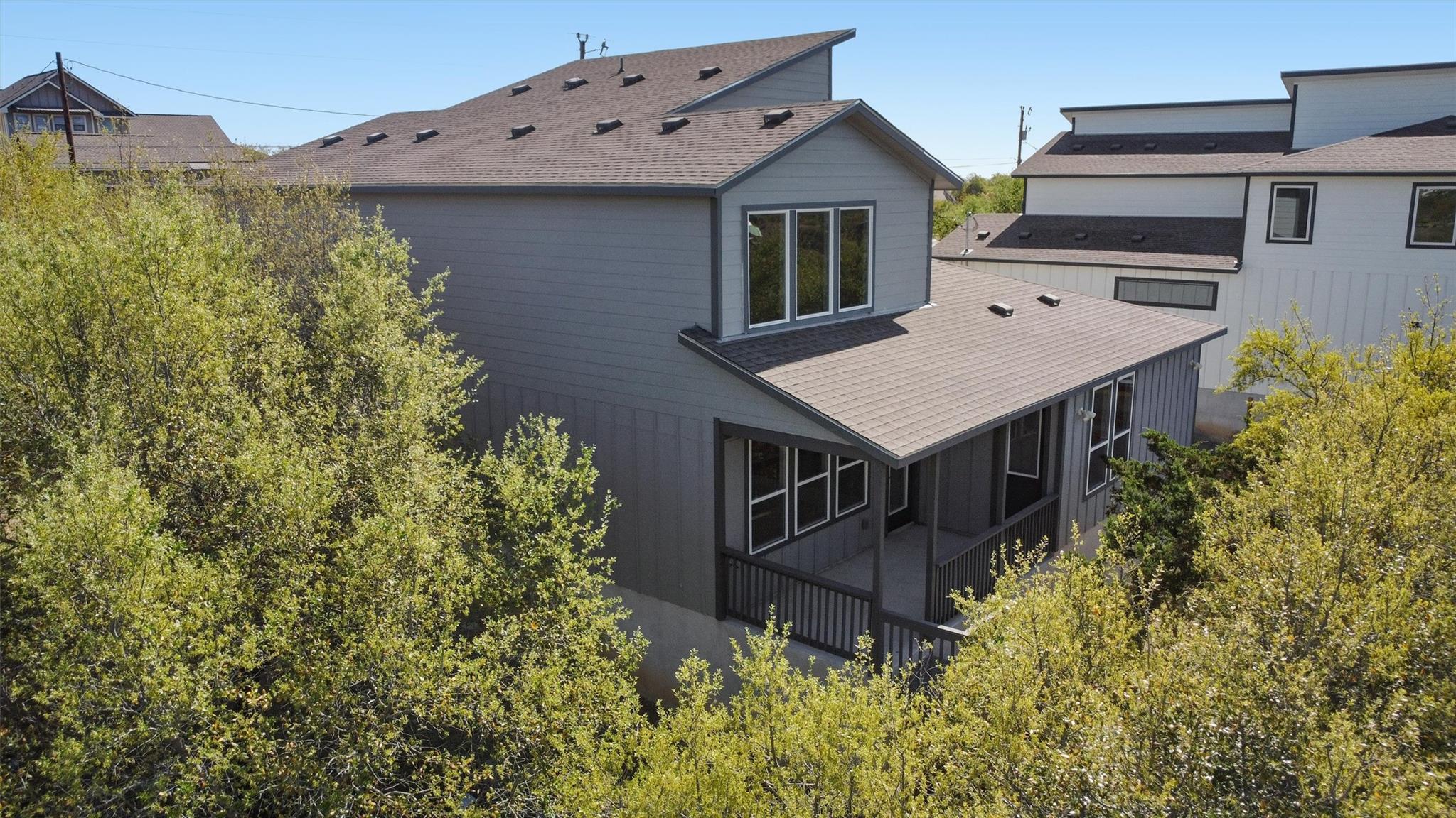 17503 Panorama Dr, Dripping Springs, TX 78620