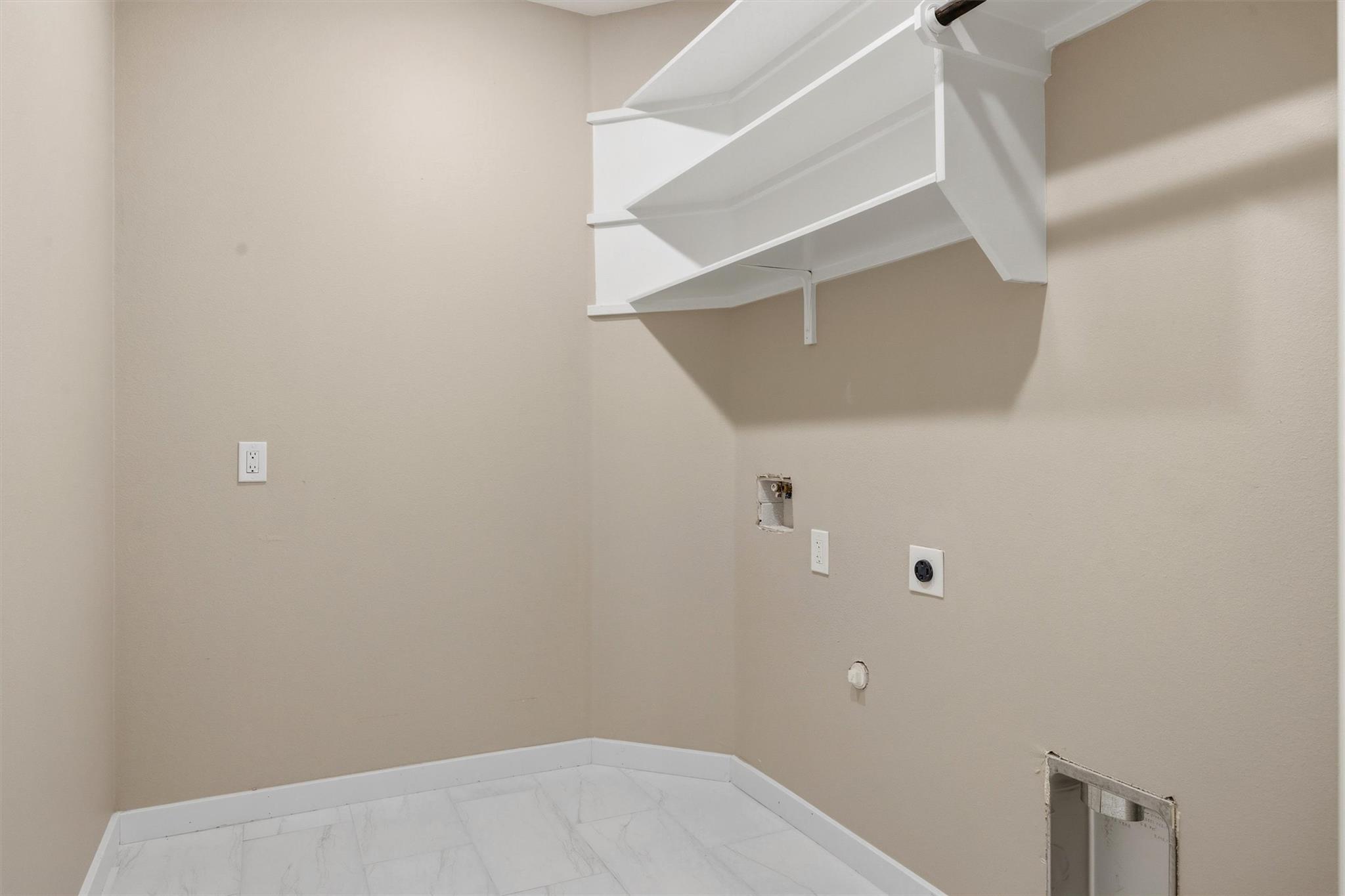 17503 Panorama Dr, Dripping Springs, TX 78620