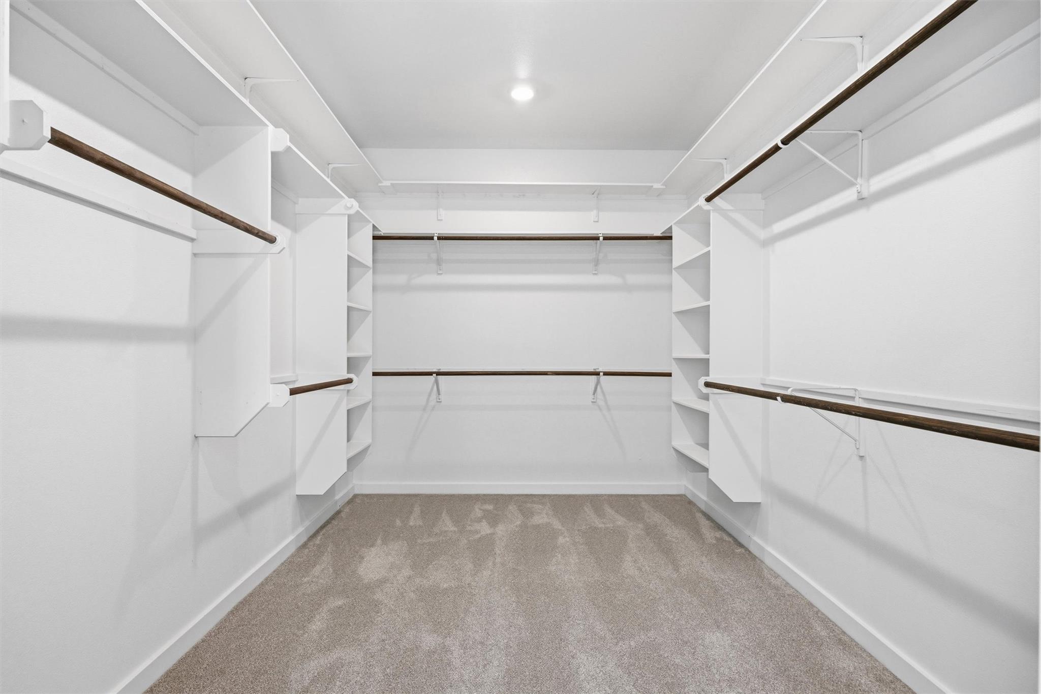 17503 Panorama Dr, Dripping Springs, TX 78620