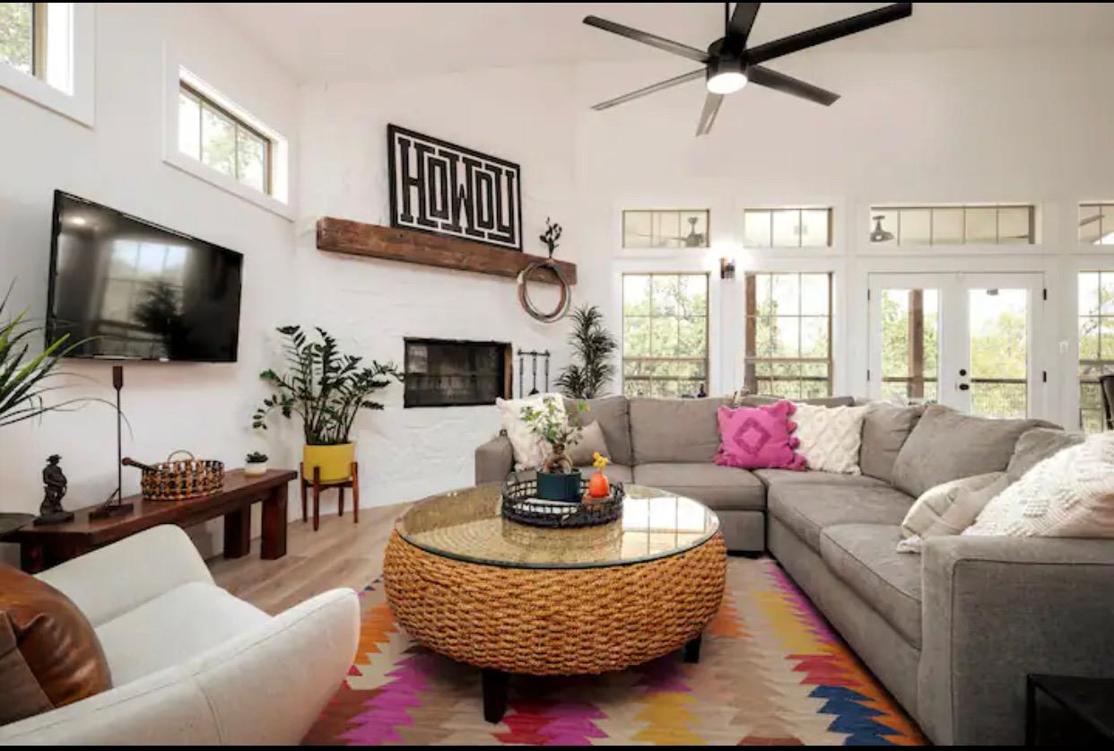 506 Beauchamp Rd, Dripping Springs, TX 78620