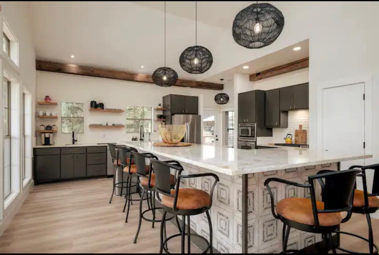 506 Beauchamp Rd, Dripping Springs, TX 78620