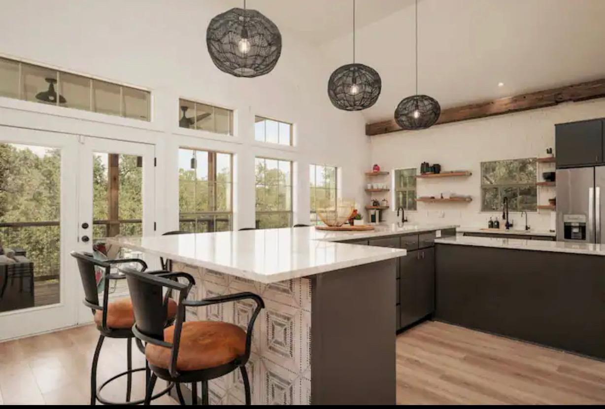 506 Beauchamp Rd, Dripping Springs, TX 78620