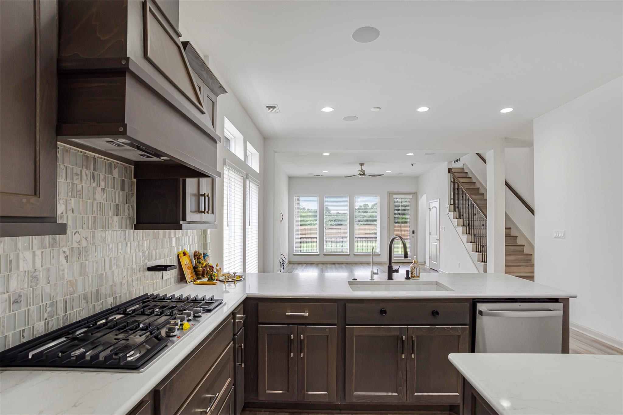 228 Barton Oak Trl, Georgetown, TX 78628