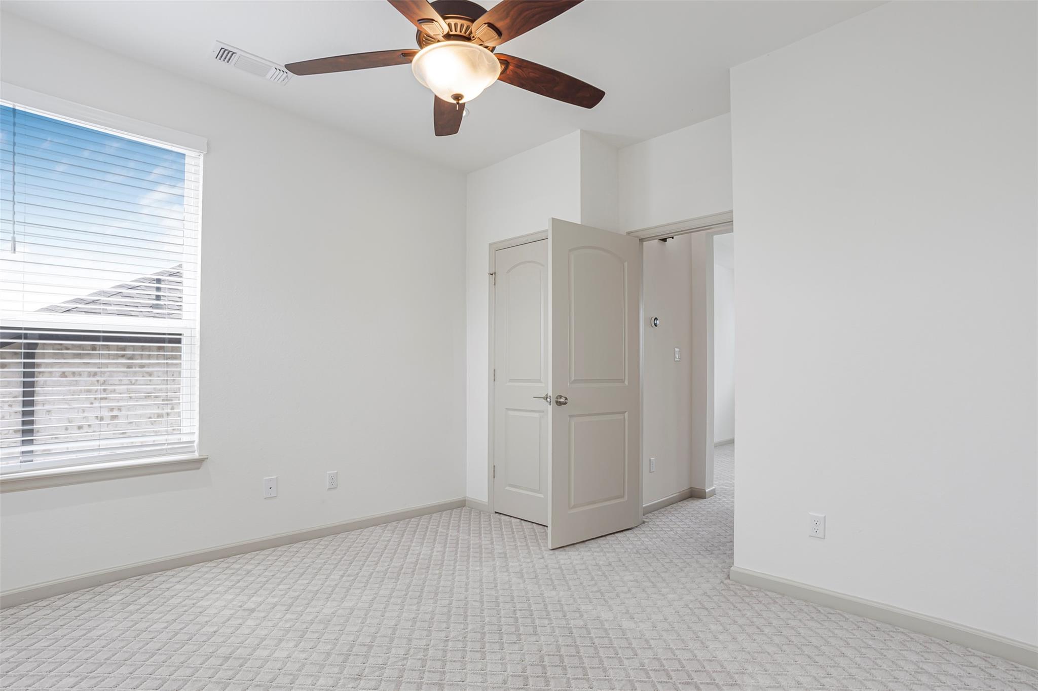 228 Barton Oak Trl, Georgetown, TX 78628