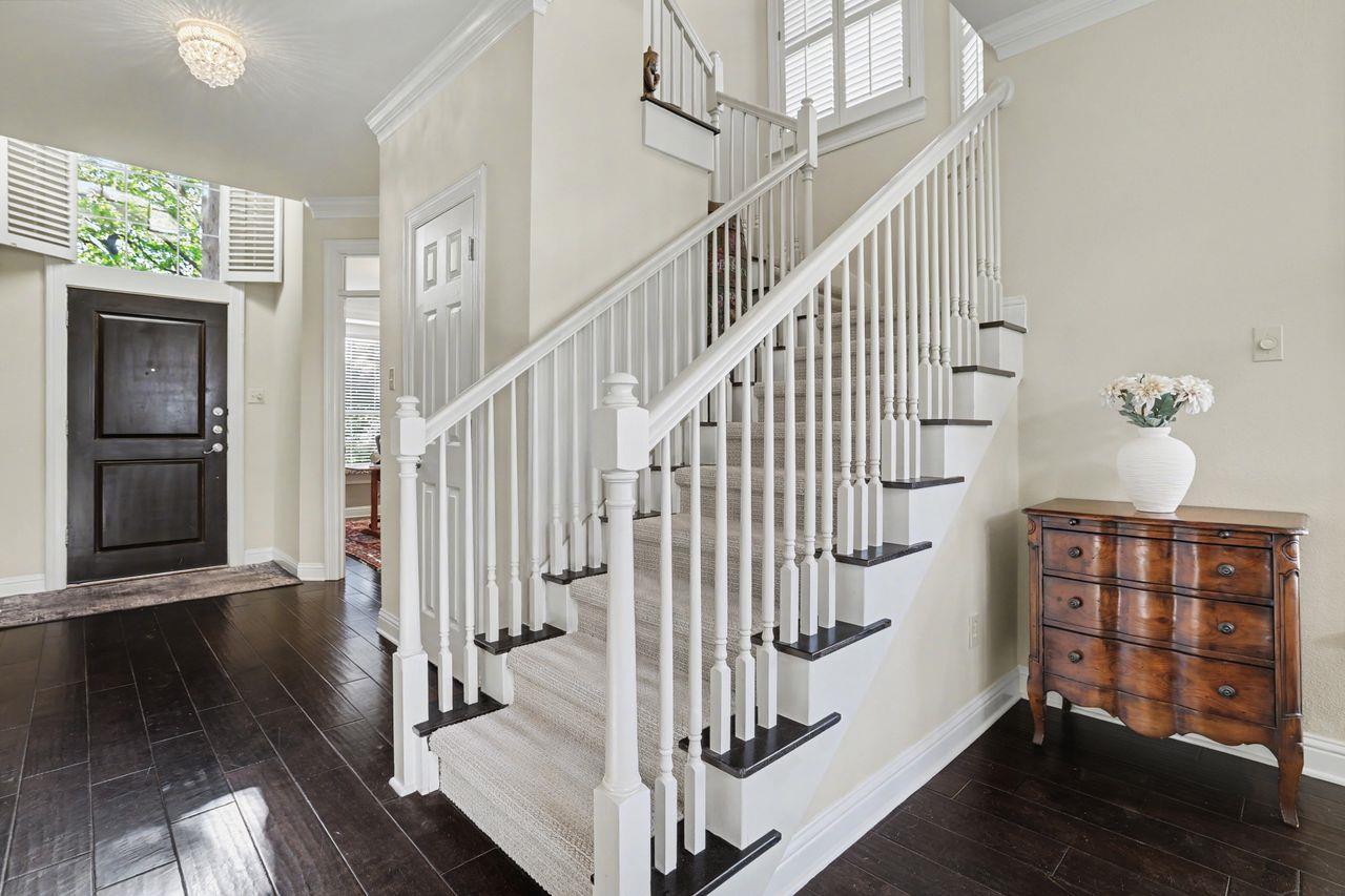 3800 Bailey Ln # F-1, Austin, TX 78756