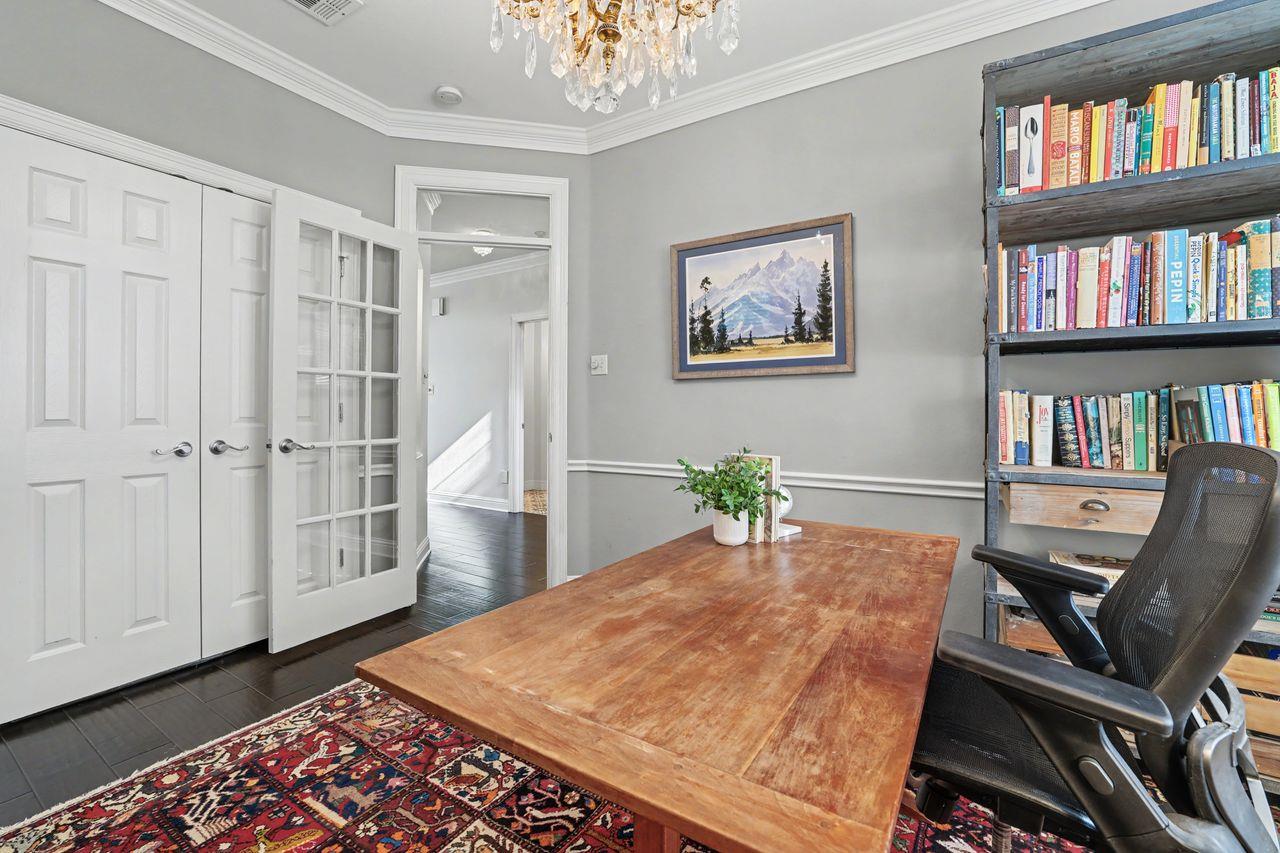 3800 Bailey Ln # F-1, Austin, TX 78756