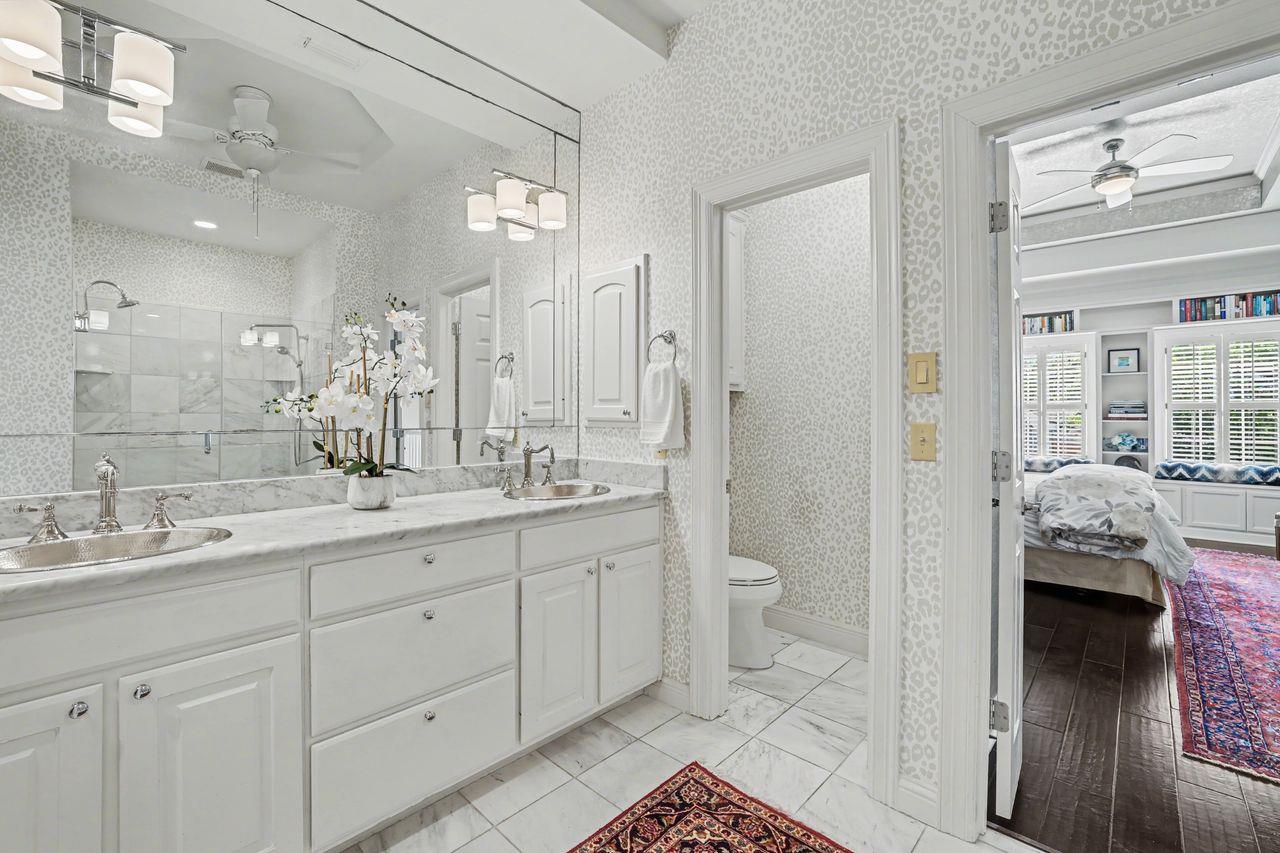 3800 Bailey Ln # F-1, Austin, TX 78756