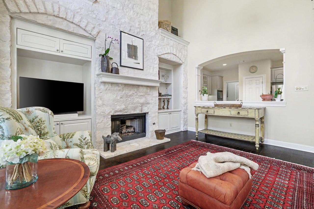 3800 Bailey Ln # F-1, Austin, TX 78756