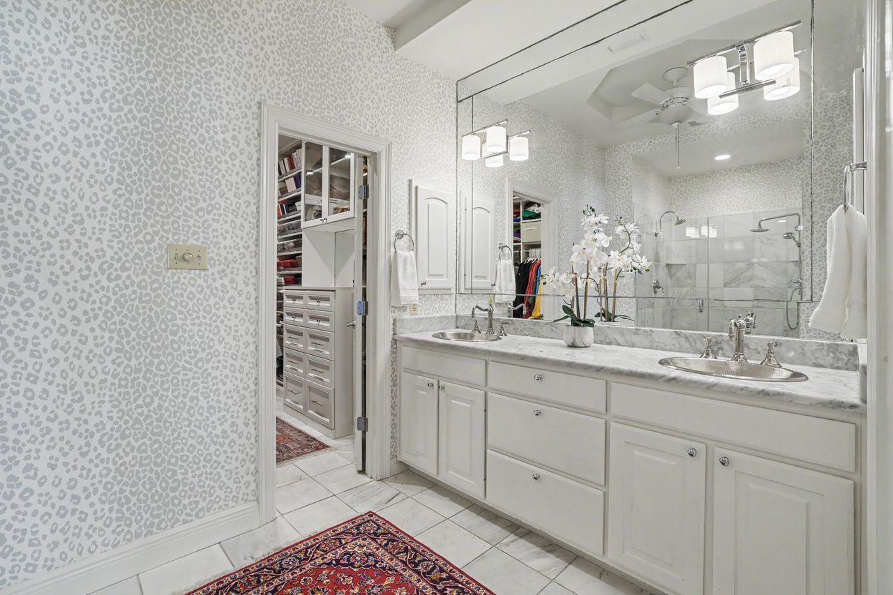 3800 Bailey Ln # F-1, Austin, TX 78756