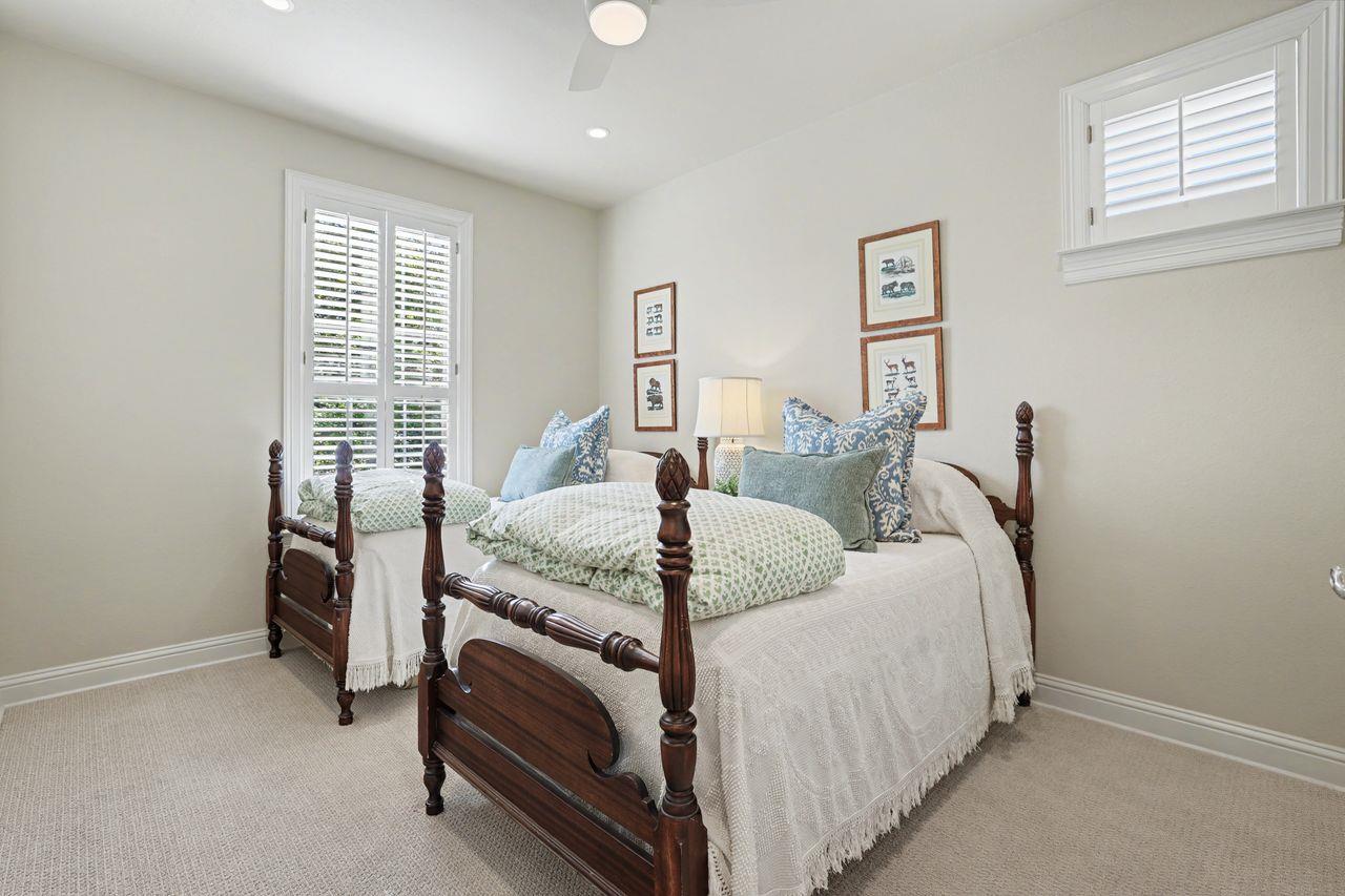 3800 Bailey Ln # F-1, Austin, TX 78756