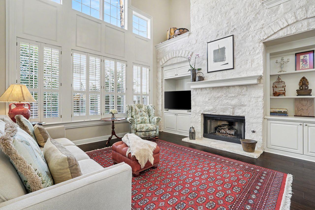 3800 Bailey Ln # F-1, Austin, TX 78756