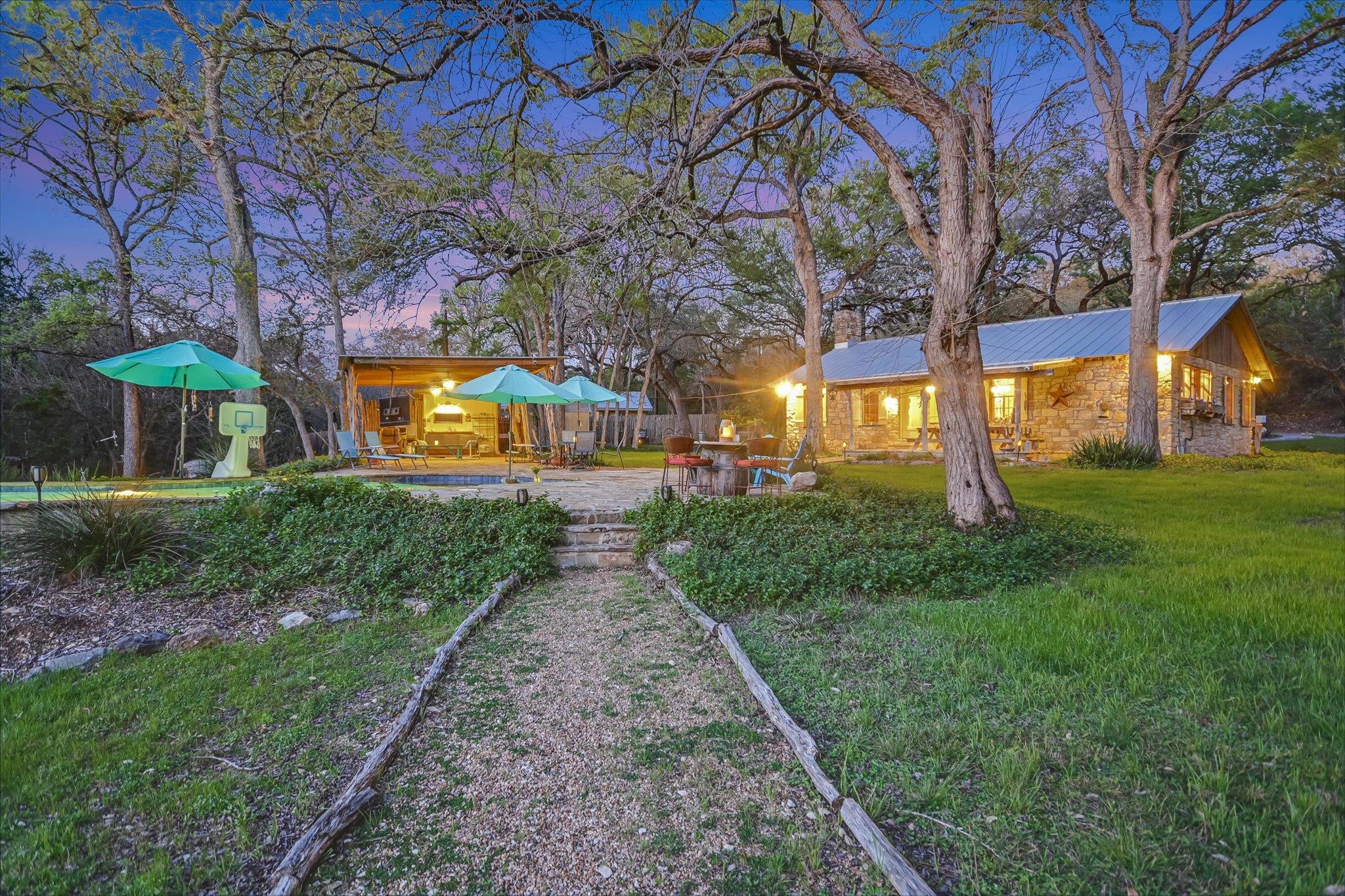300 DEER LAKE ESTATES, Wimberley, TX 78676