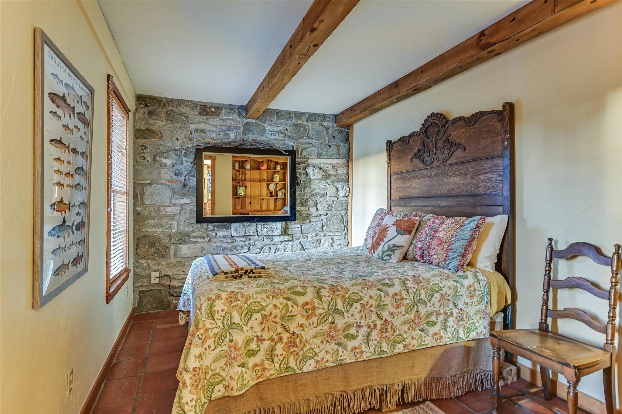 300 DEER LAKE ESTATES, Wimberley, TX 78676