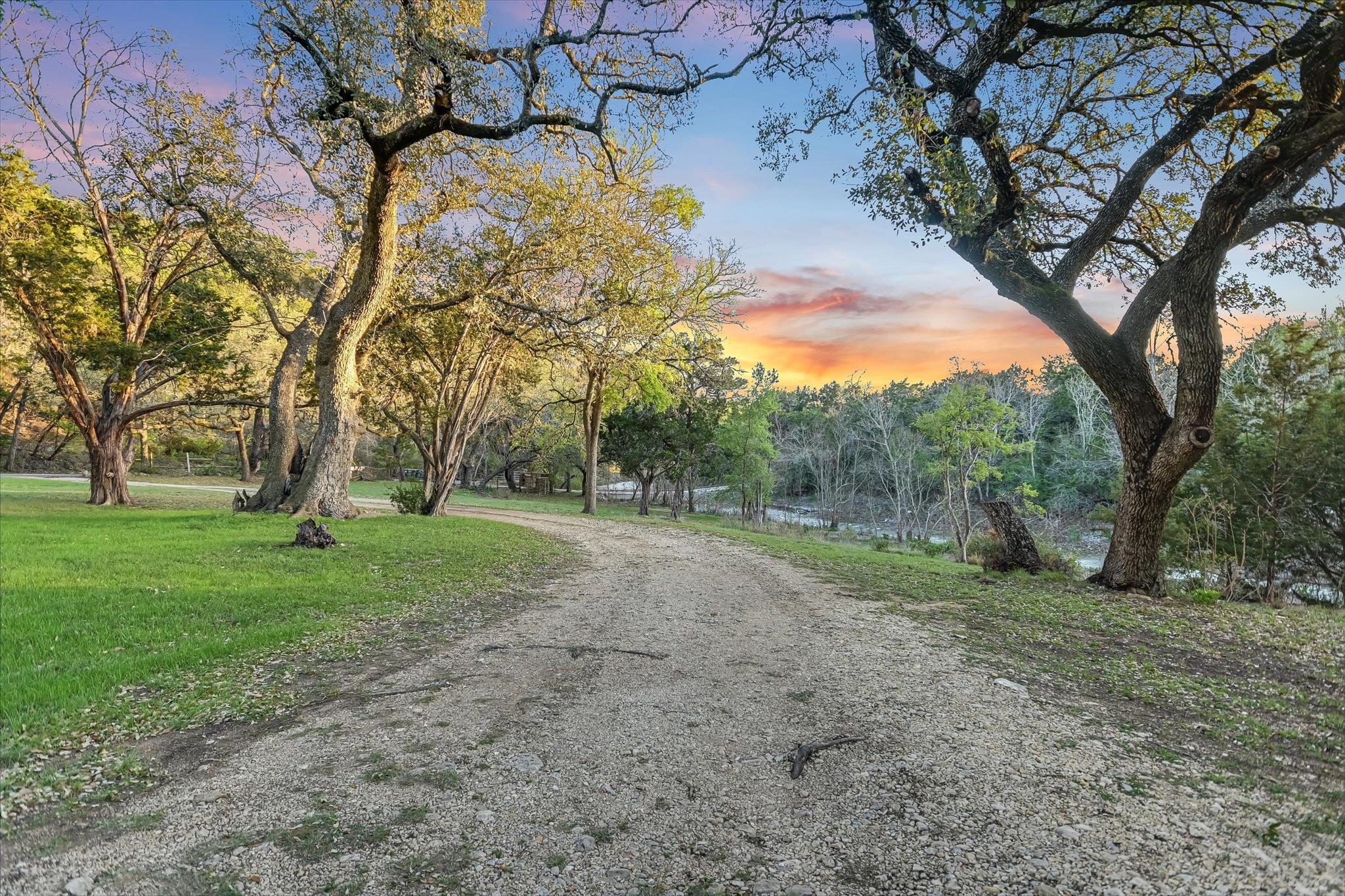 300 DEER LAKE ESTATES, Wimberley, TX 78676