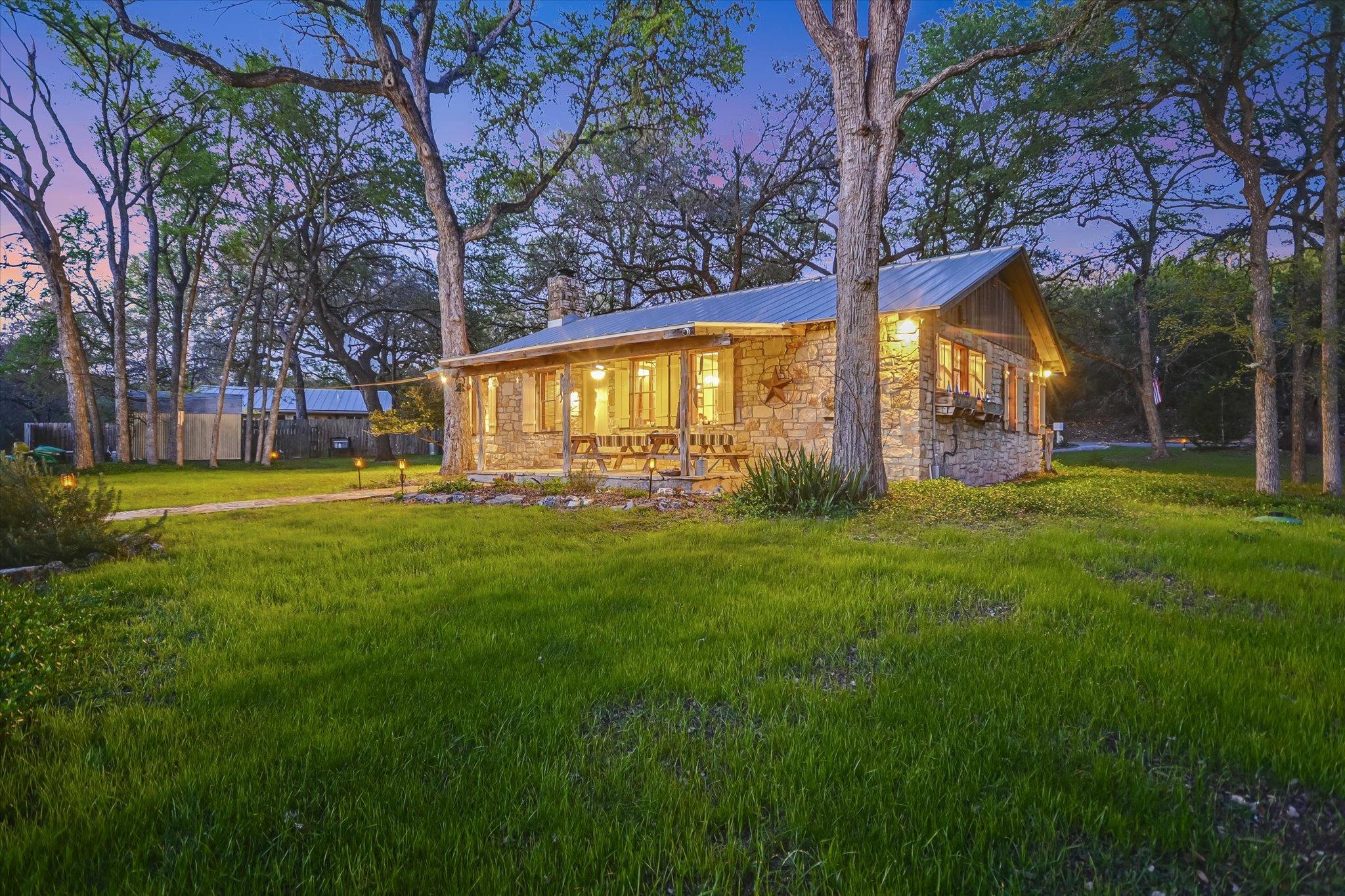 300 DEER LAKE ESTATES, Wimberley, TX 78676