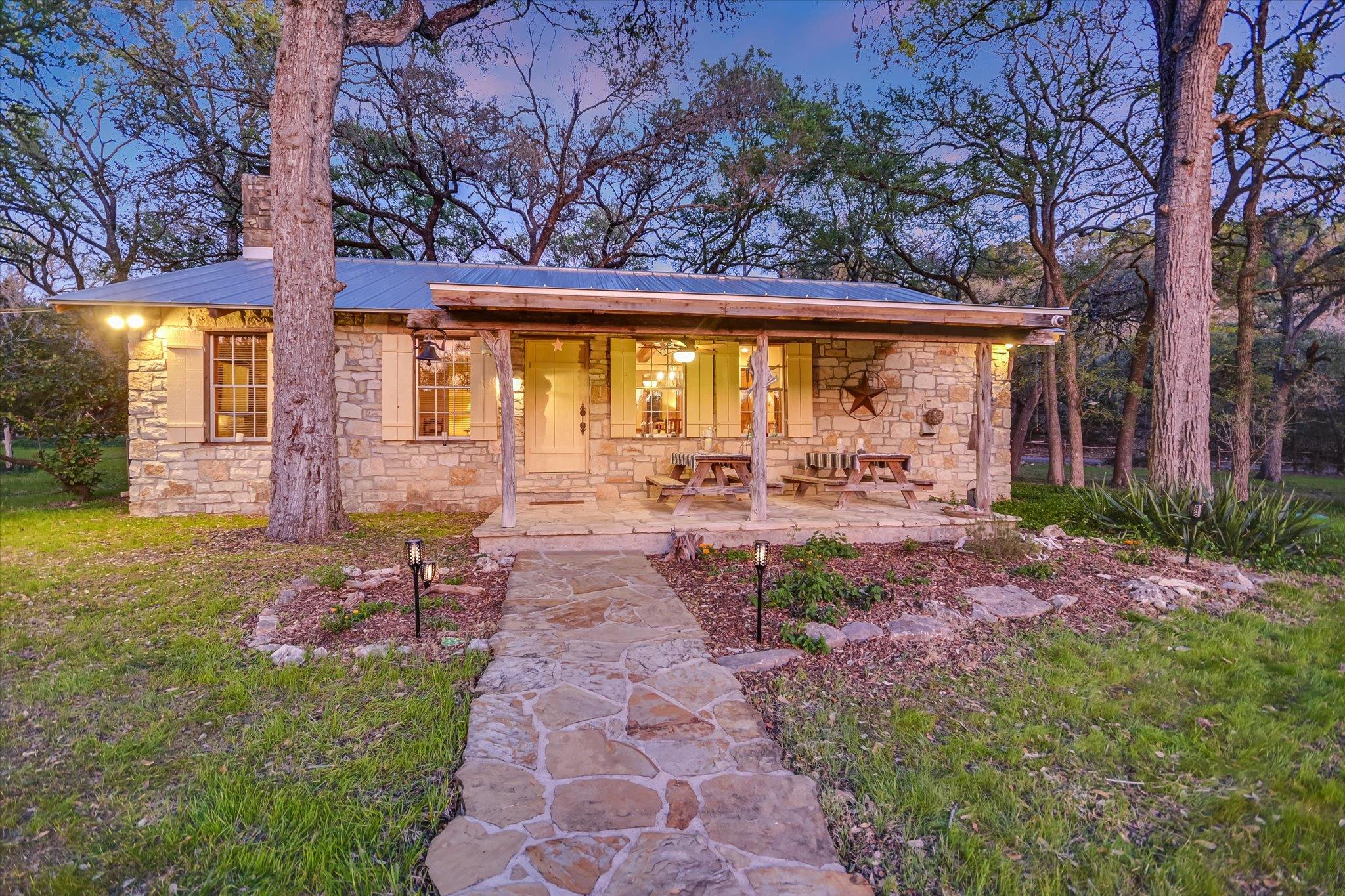 300 DEER LAKE ESTATES, Wimberley, TX 78676