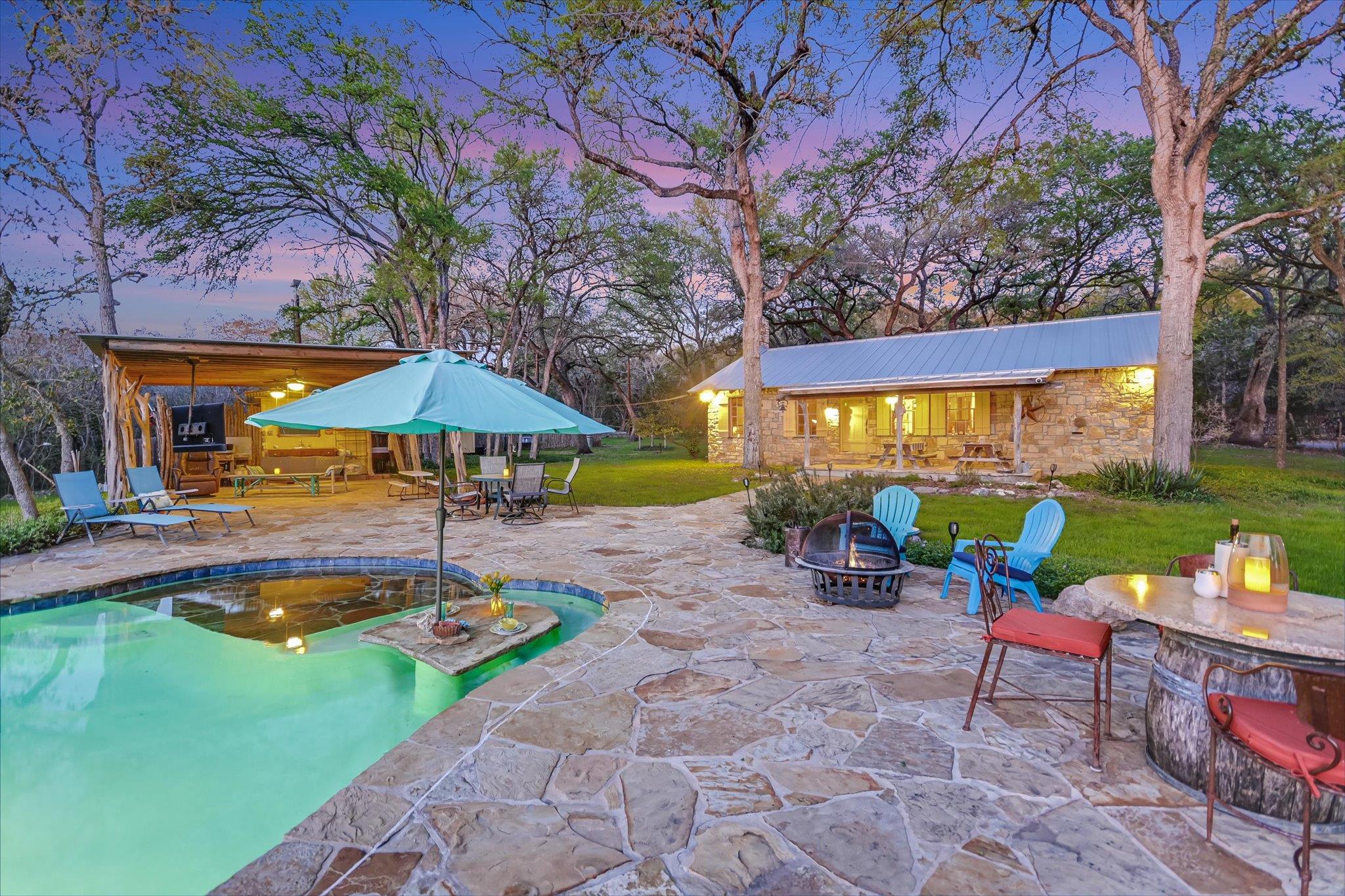 300 DEER LAKE ESTATES, Wimberley, TX 78676