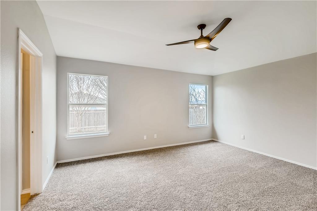 229 Killian Loop, Hutto, TX 78634