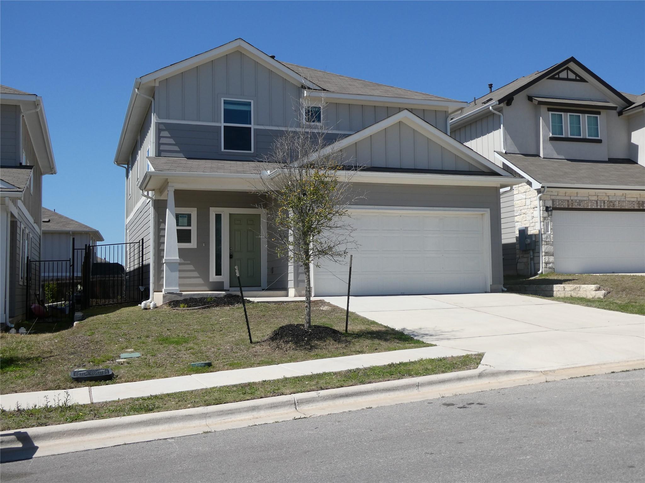 10906 SENTINEL Dr, Austin, TX 78747