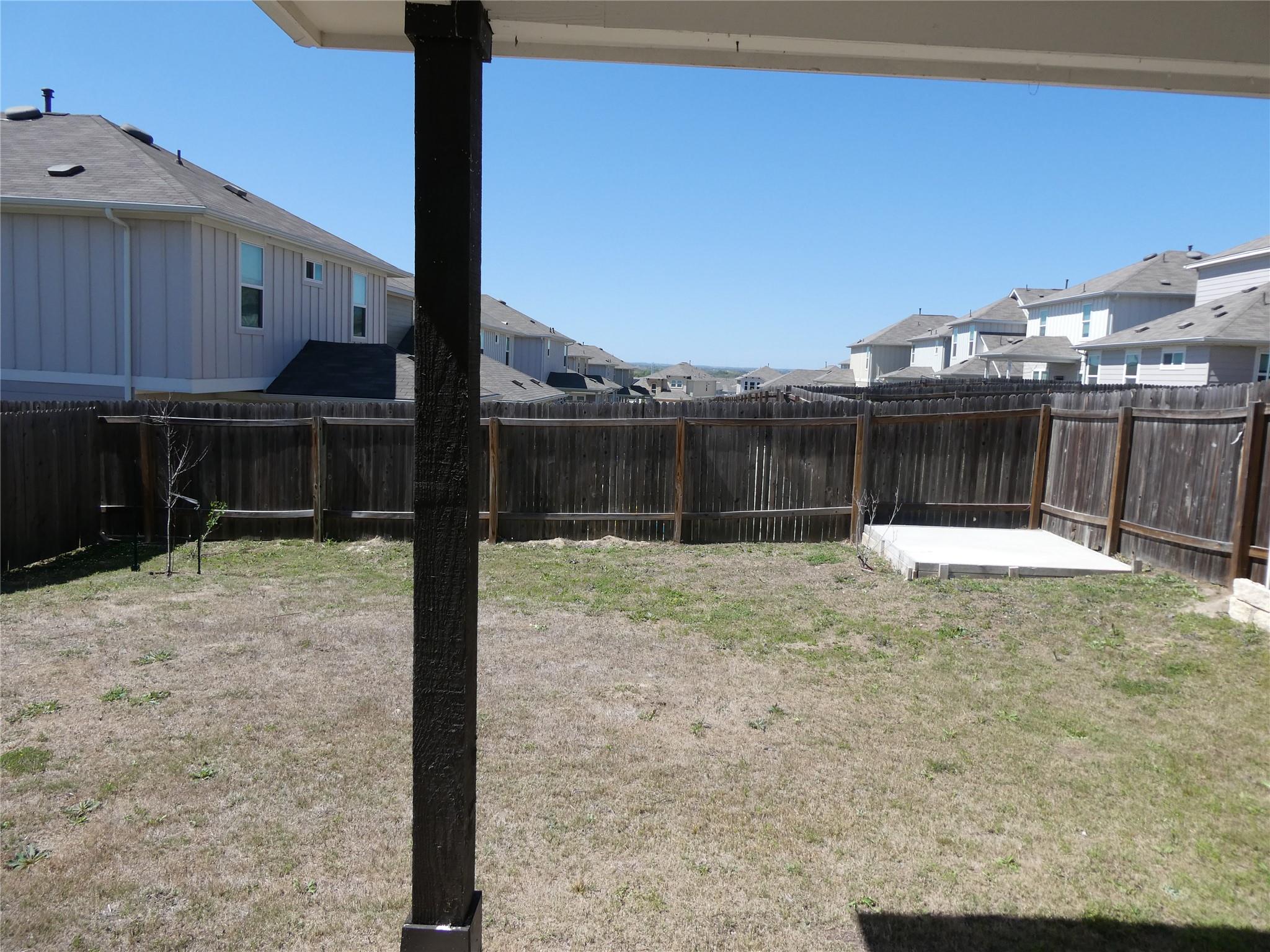 10906 SENTINEL Dr, Austin, TX 78747