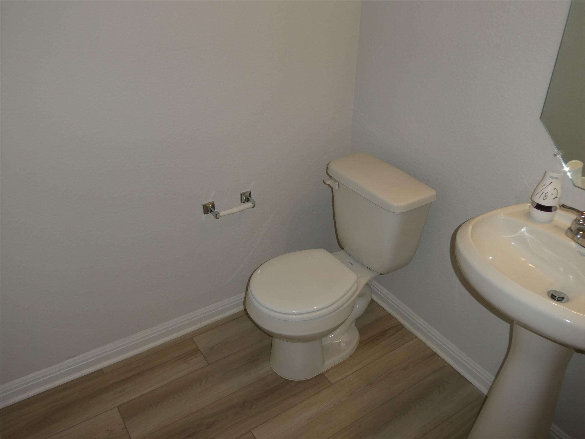 10906 SENTINEL Dr, Austin, TX 78747