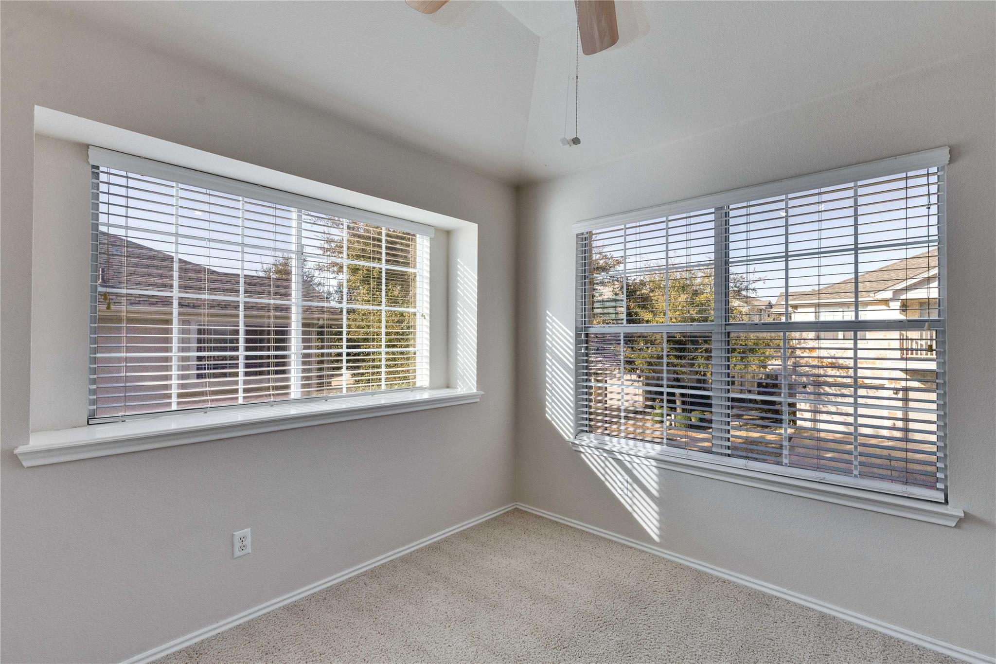 1900 Scofield Ridge Pkwy # 2701, Austin, TX 78727