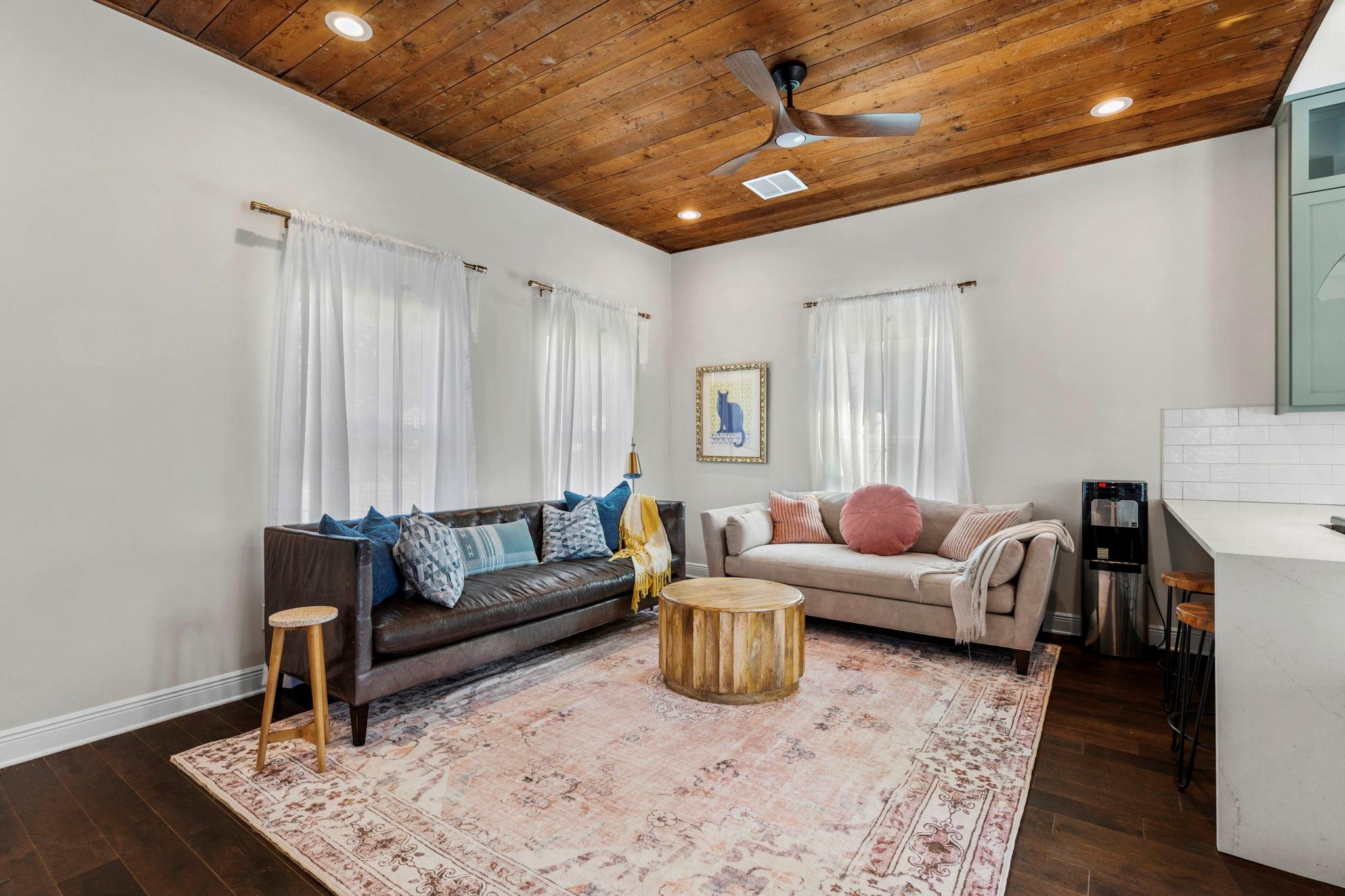 1003 Romeria Dr, Austin, TX 78757