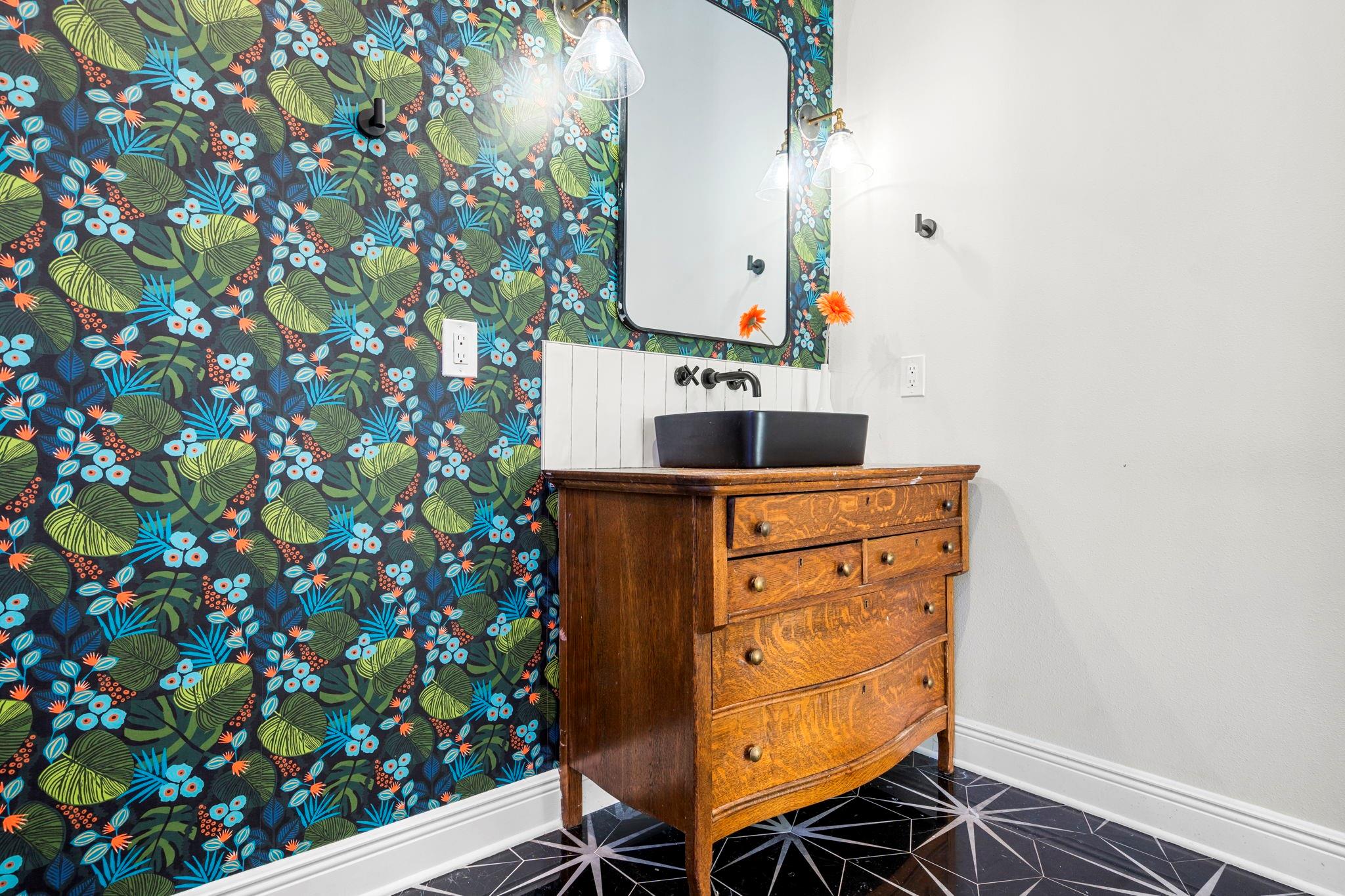 1003 Romeria Dr, Austin, TX 78757