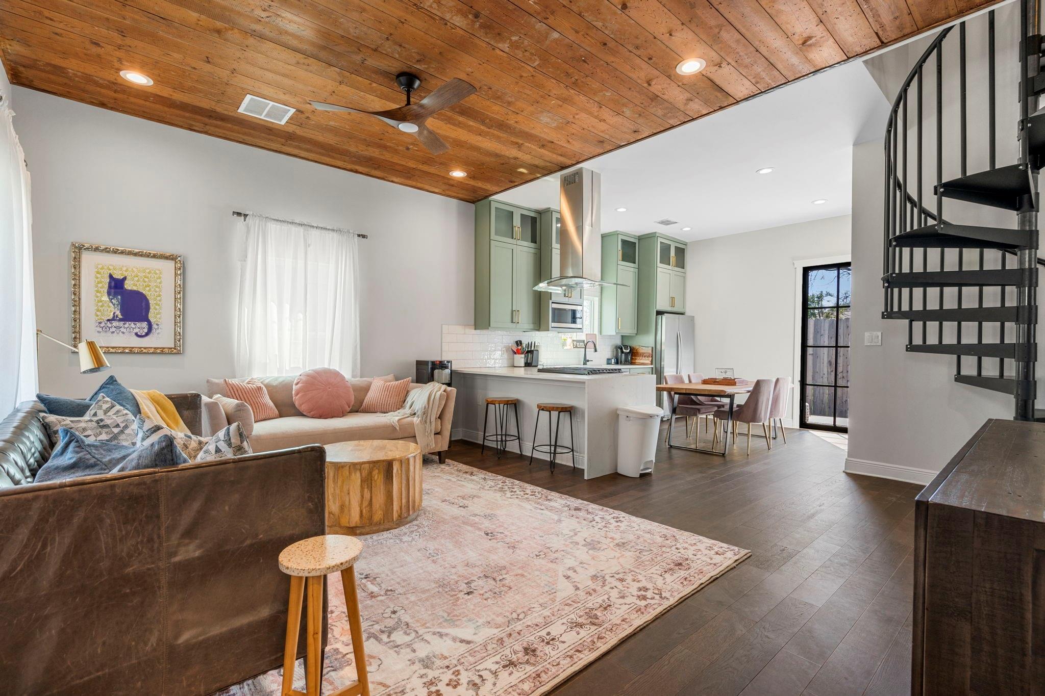 1003 Romeria Dr, Austin, TX 78757