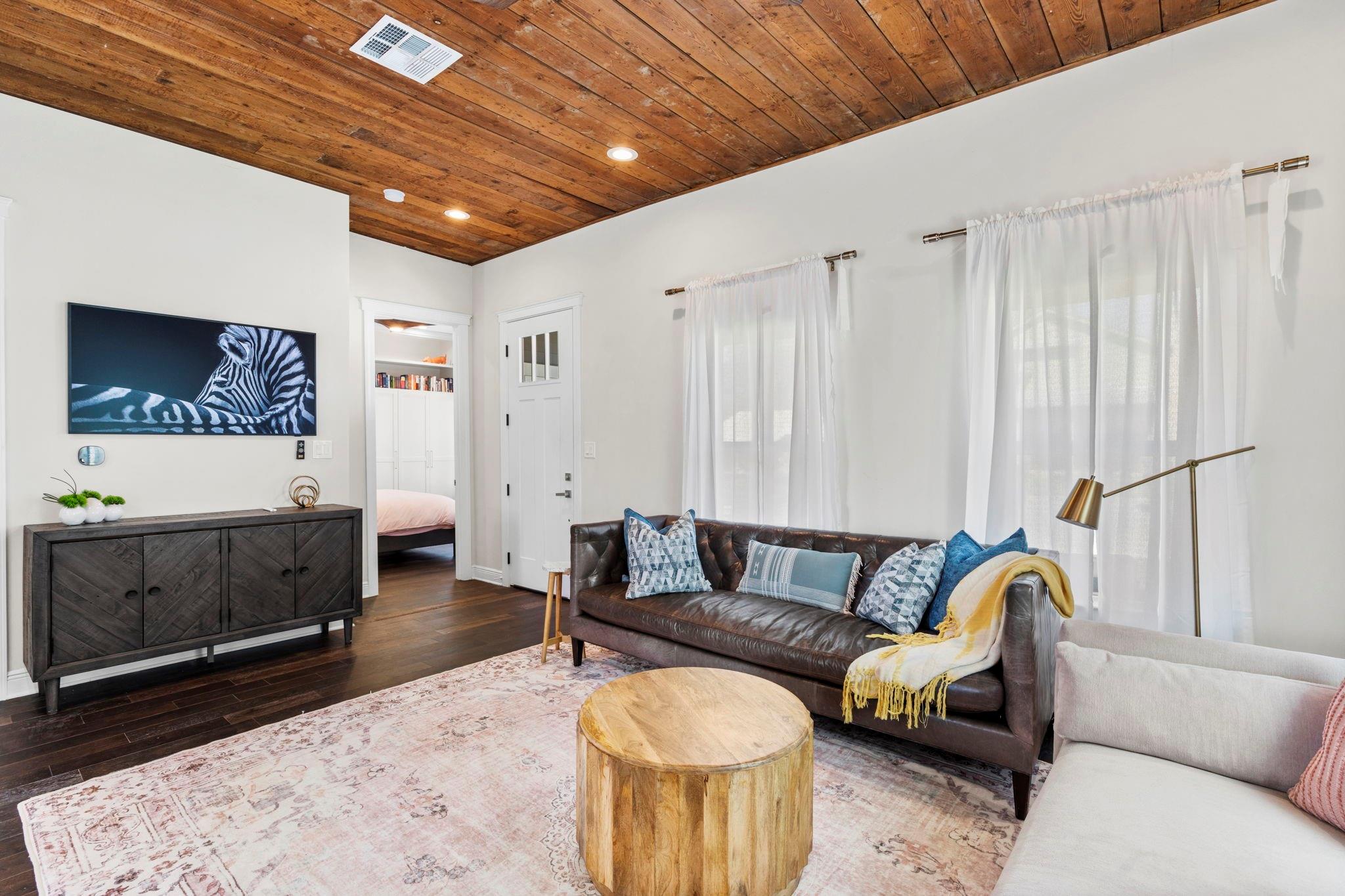 1003 Romeria Dr, Austin, TX 78757