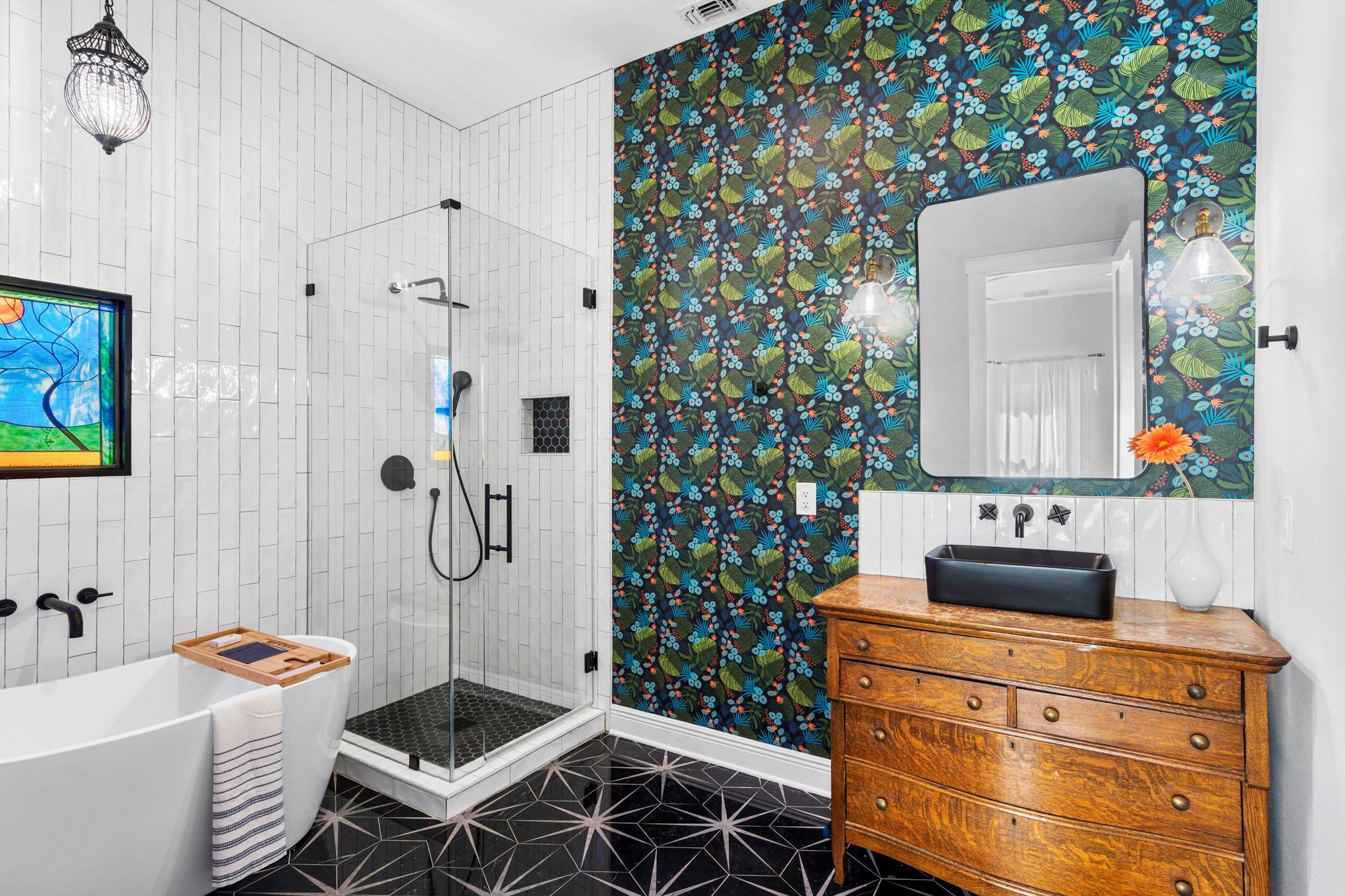 1003 Romeria Dr, Austin, TX 78757