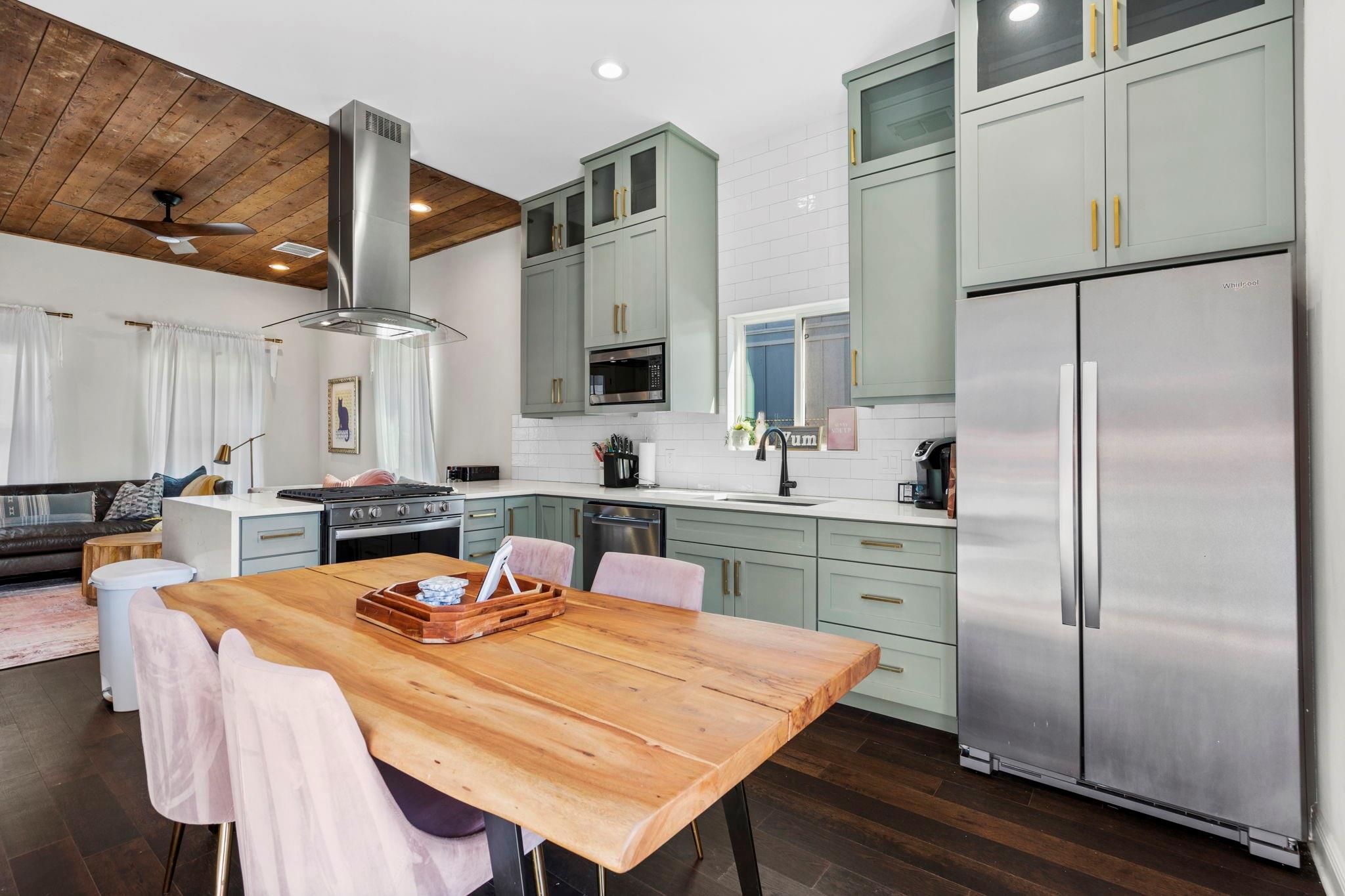 1003 Romeria Dr, Austin, TX 78757