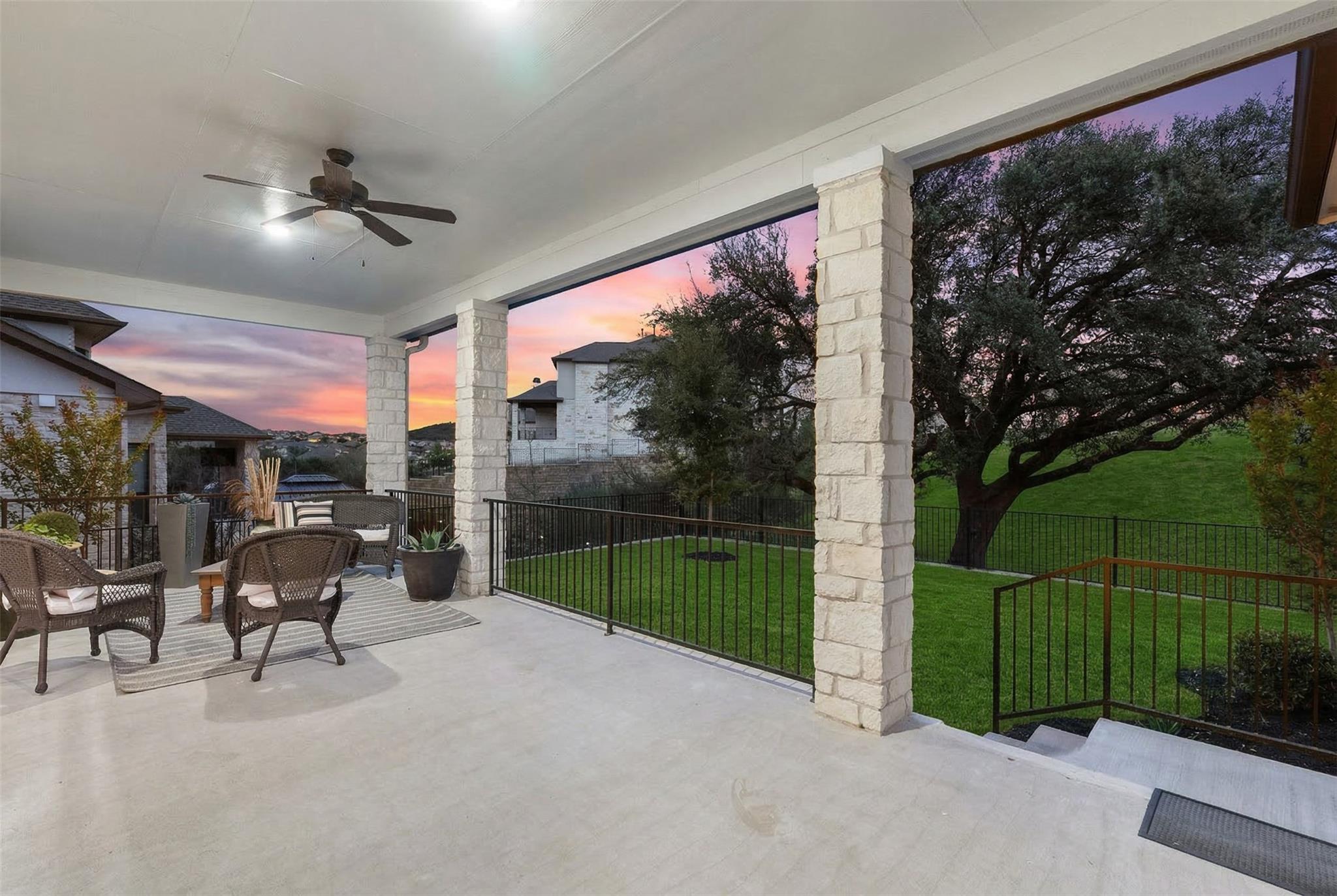 617 Rawson Bnd, Lakeway, TX 78738