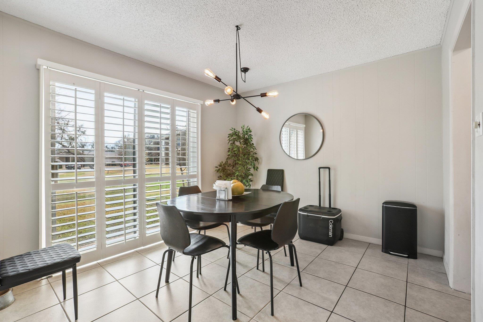 213 Lido St # N2, Lakeway, TX 78734