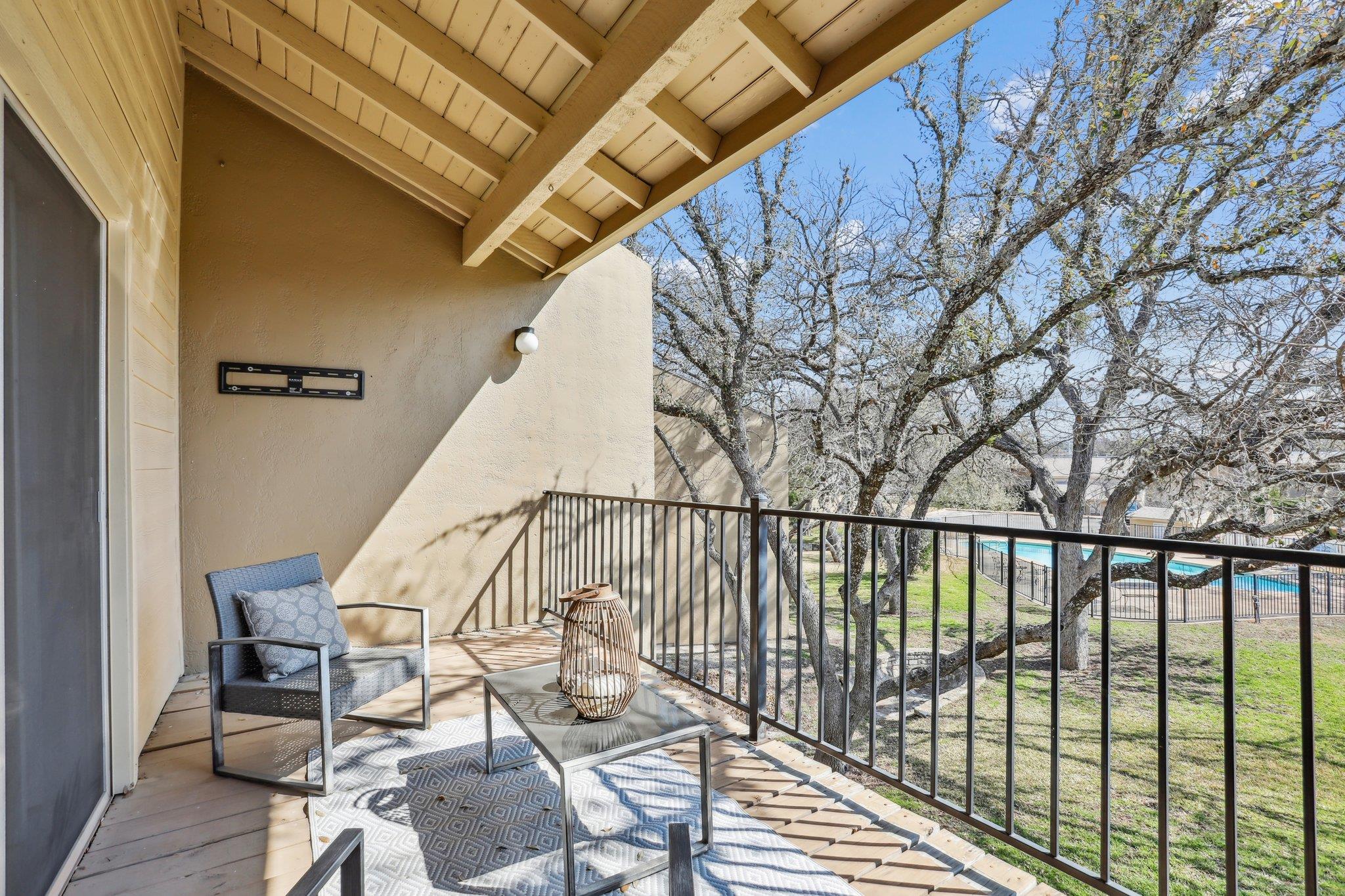 213 Lido St # N2, Lakeway, TX 78734