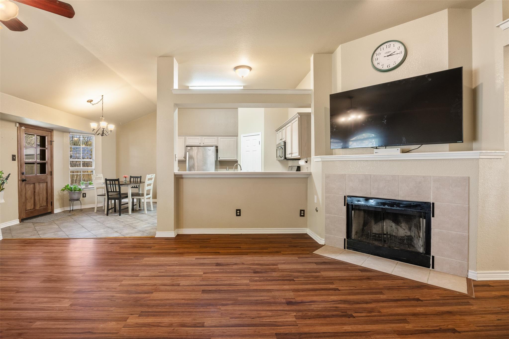 1520 Brandi Cir, Kyle, TX 78640