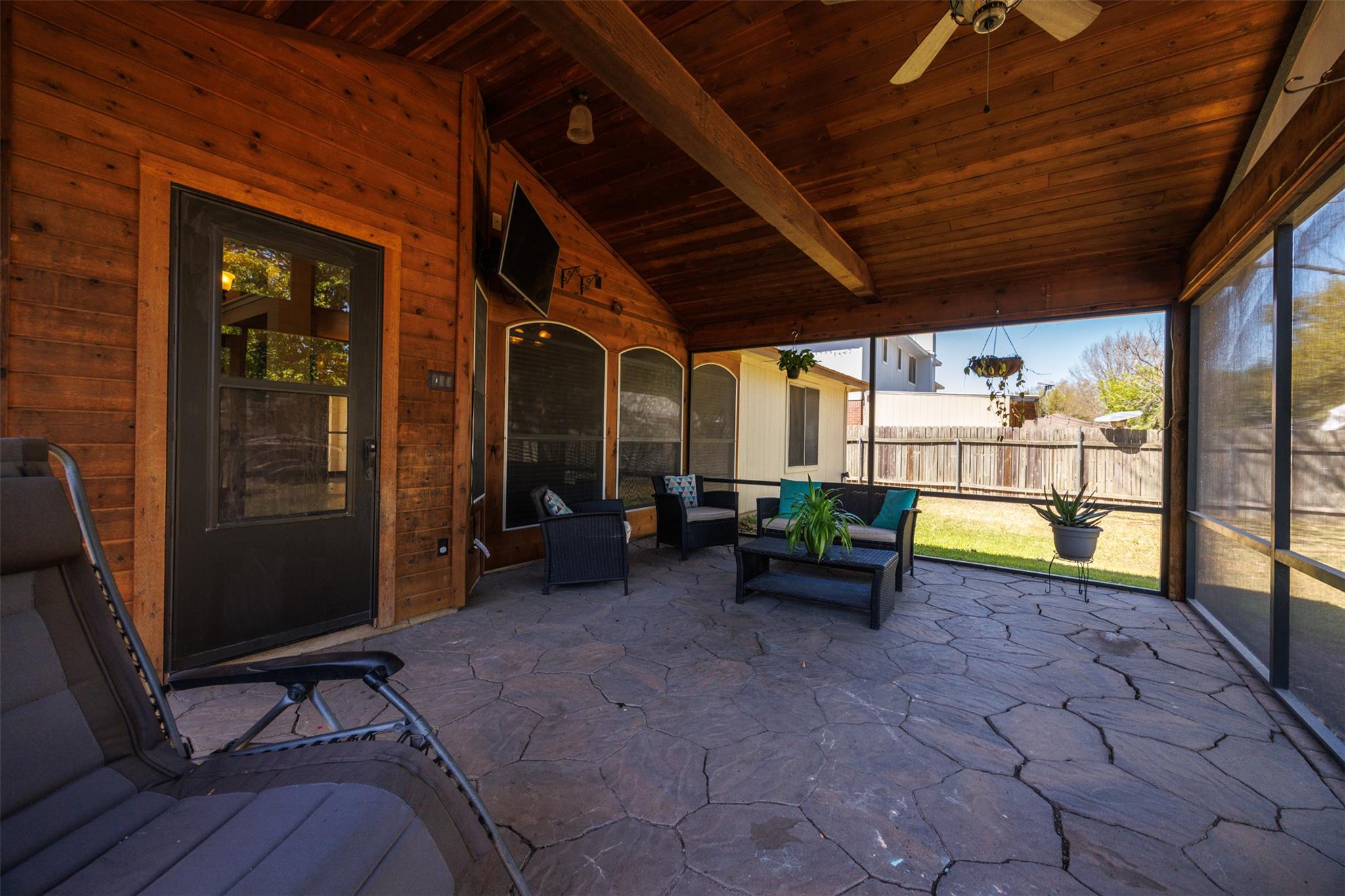 1520 Brandi Cir, Kyle, TX 78640