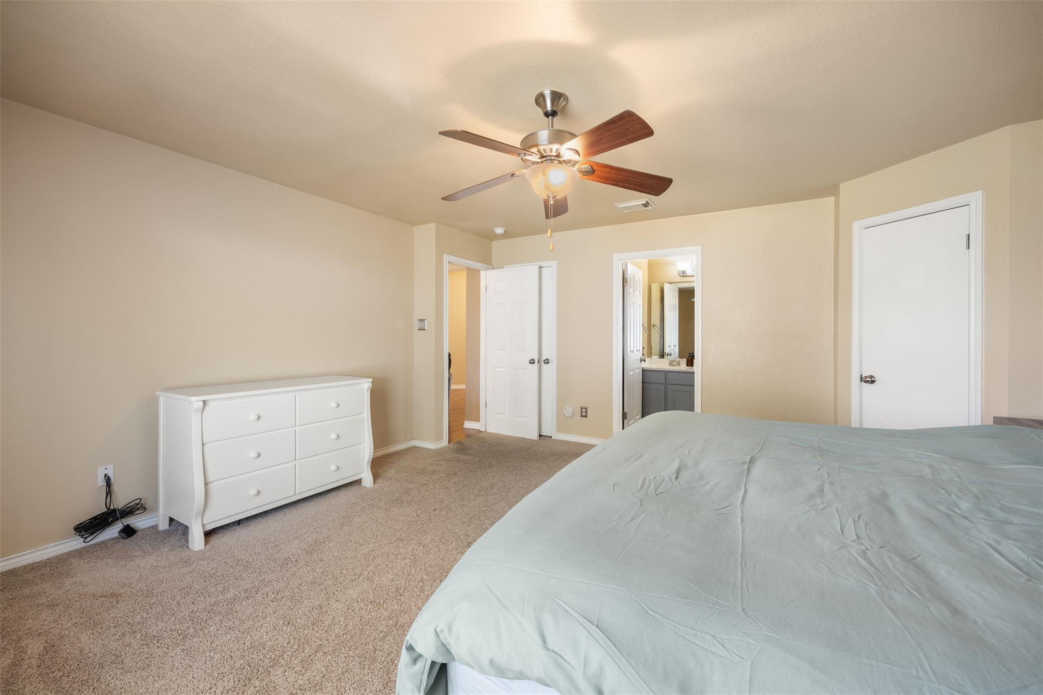 1520 Brandi Cir, Kyle, TX 78640