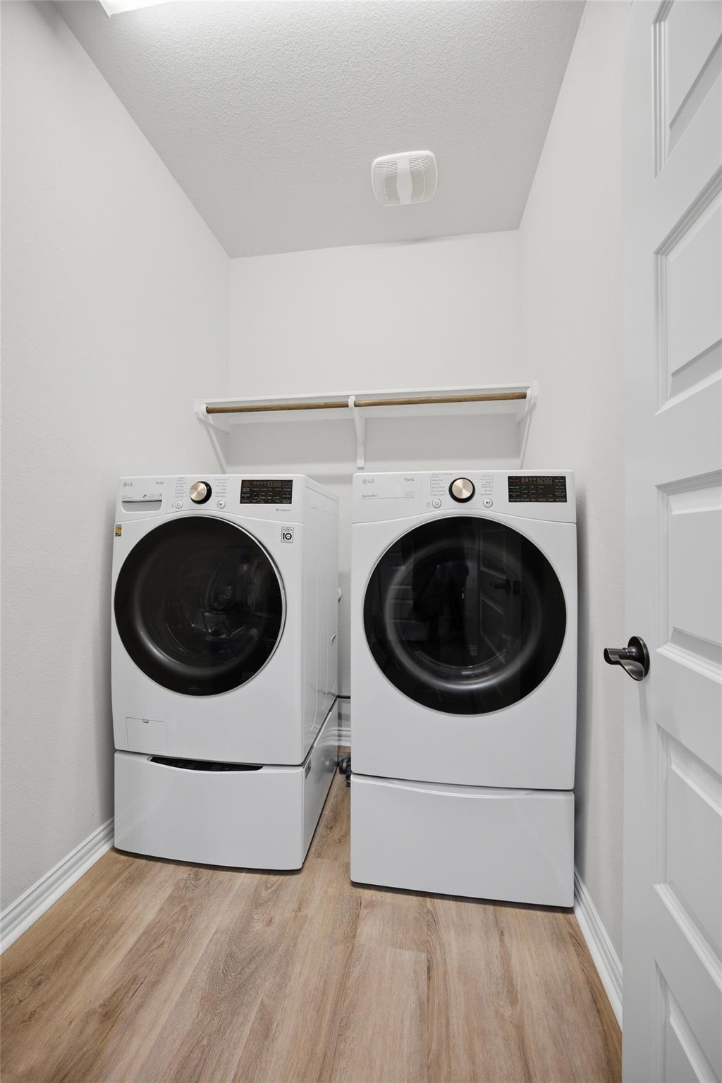 152 Rosling Dr, Buda, TX 78610