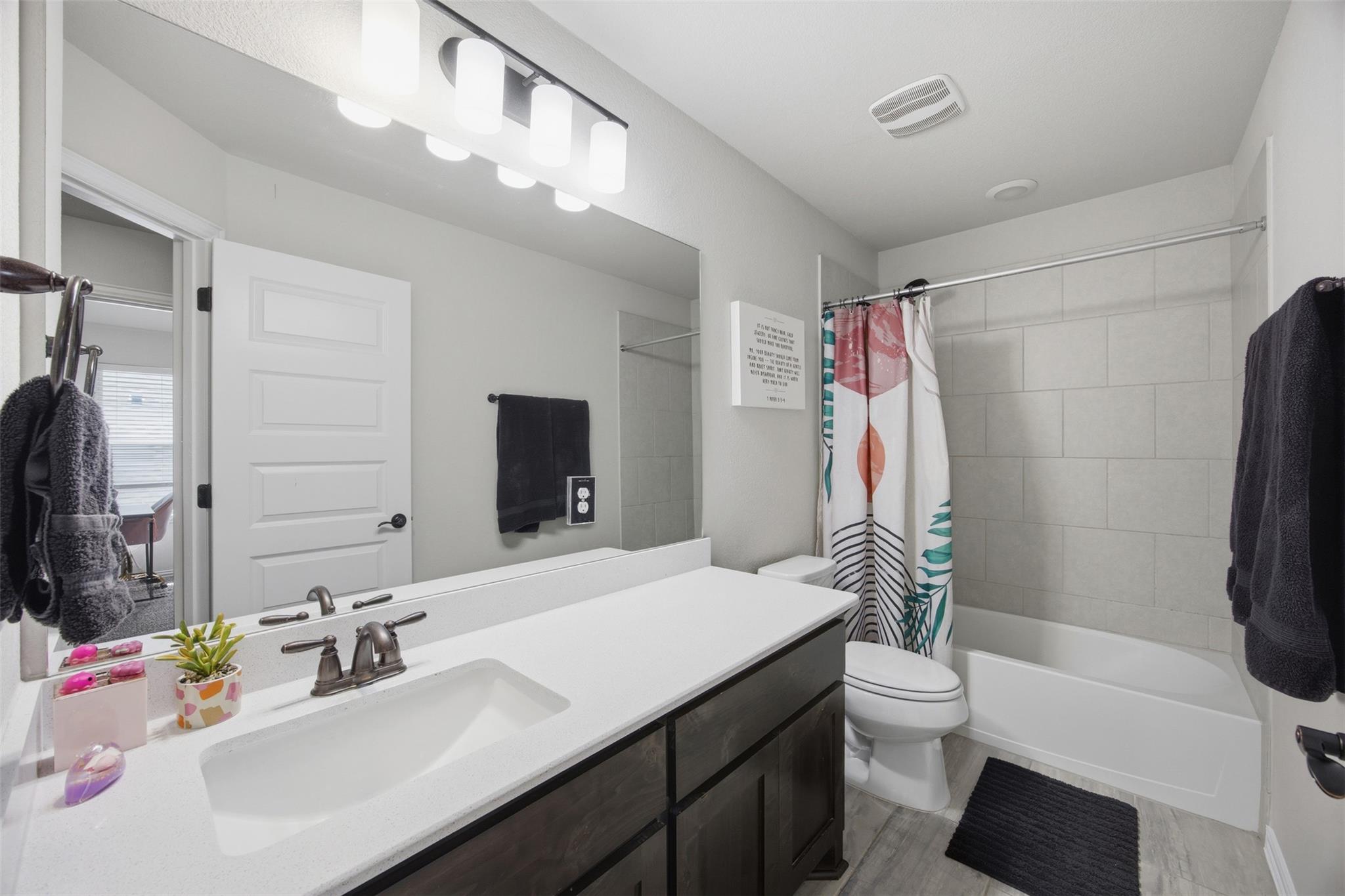 152 Rosling Dr, Buda, TX 78610