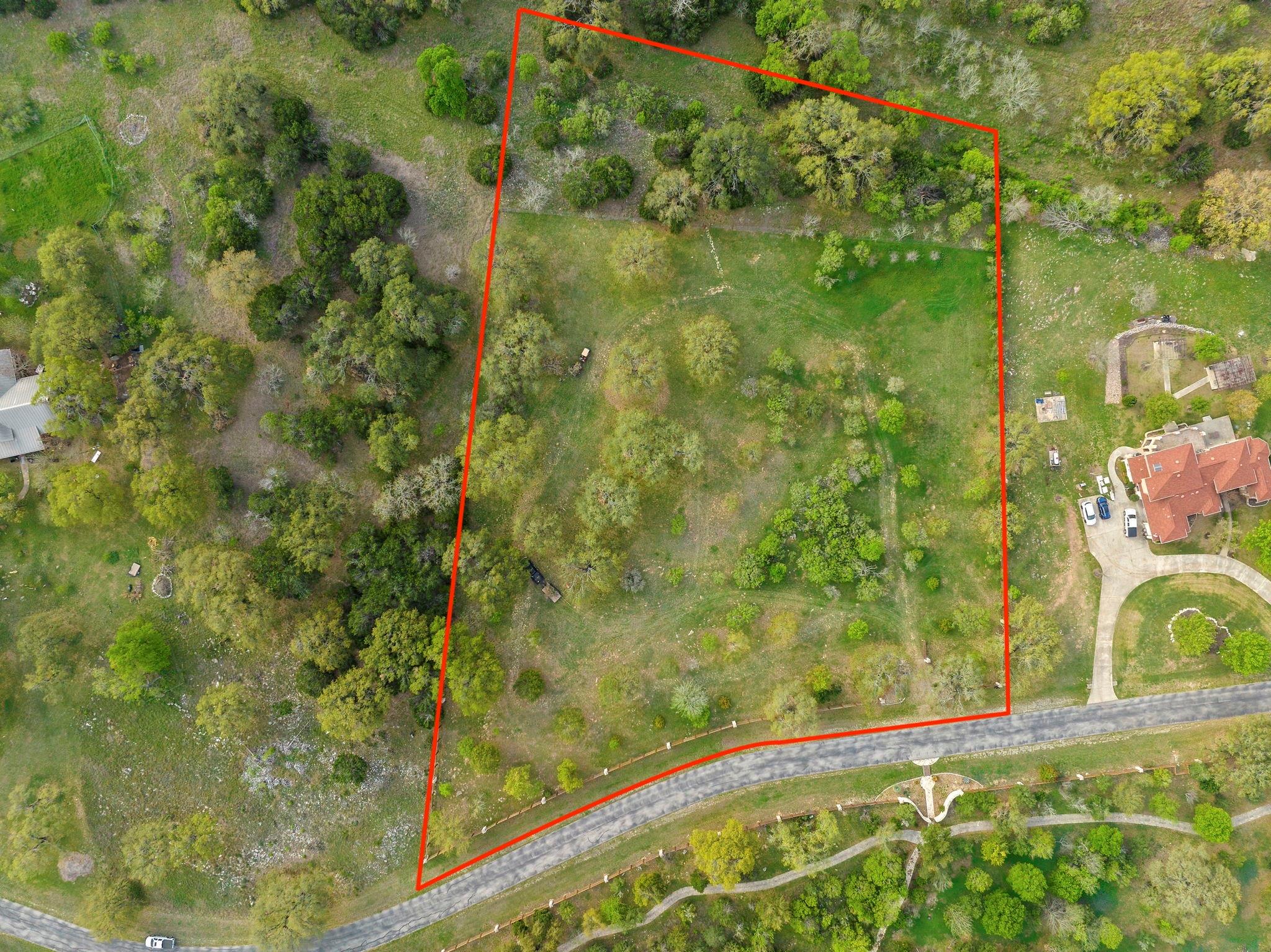 415 E Bartlett Dr, Buda, TX 78610