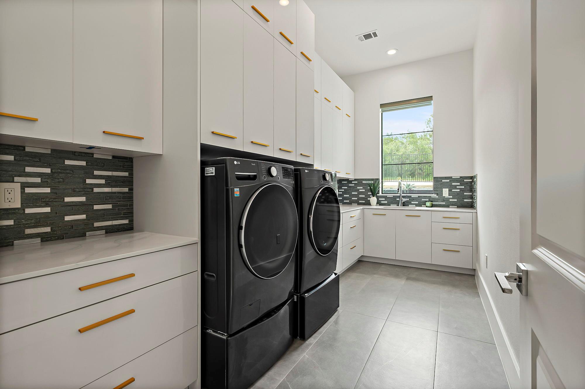 10211 Thistle Rdg, Austin, TX 78733