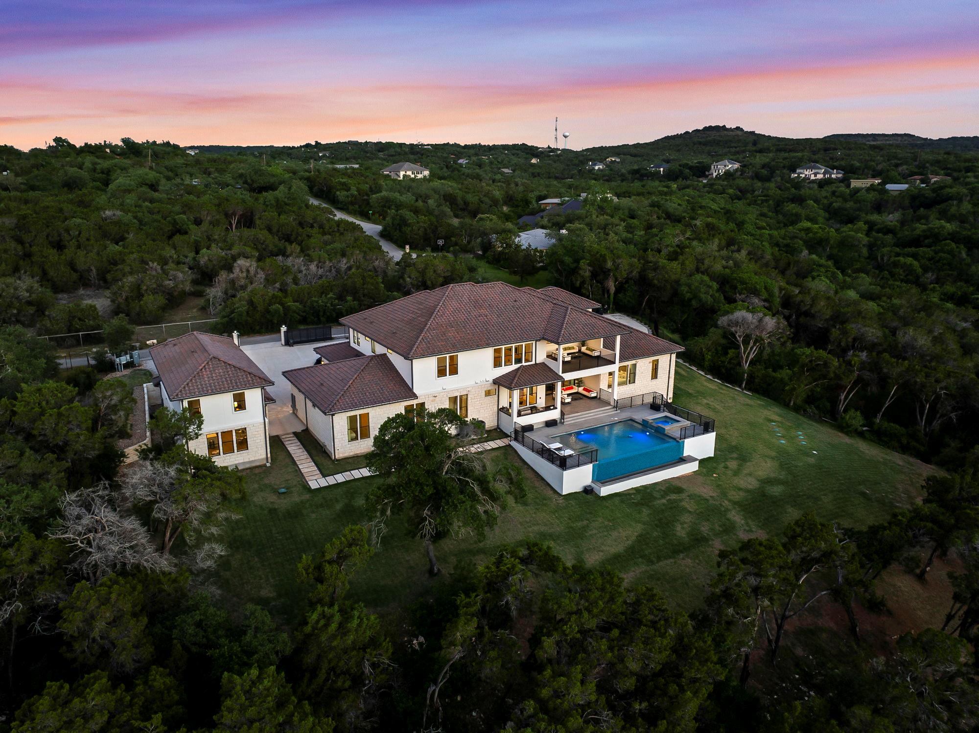 10211 Thistle Rdg, Austin, TX 78733