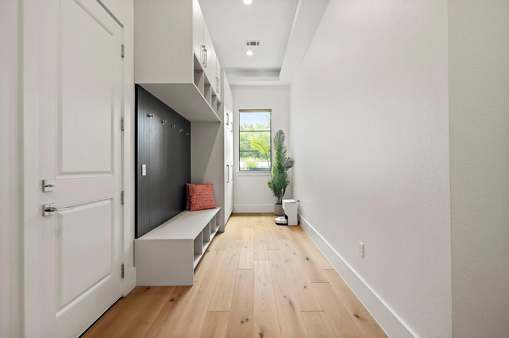 10211 Thistle Rdg, Austin, TX 78733